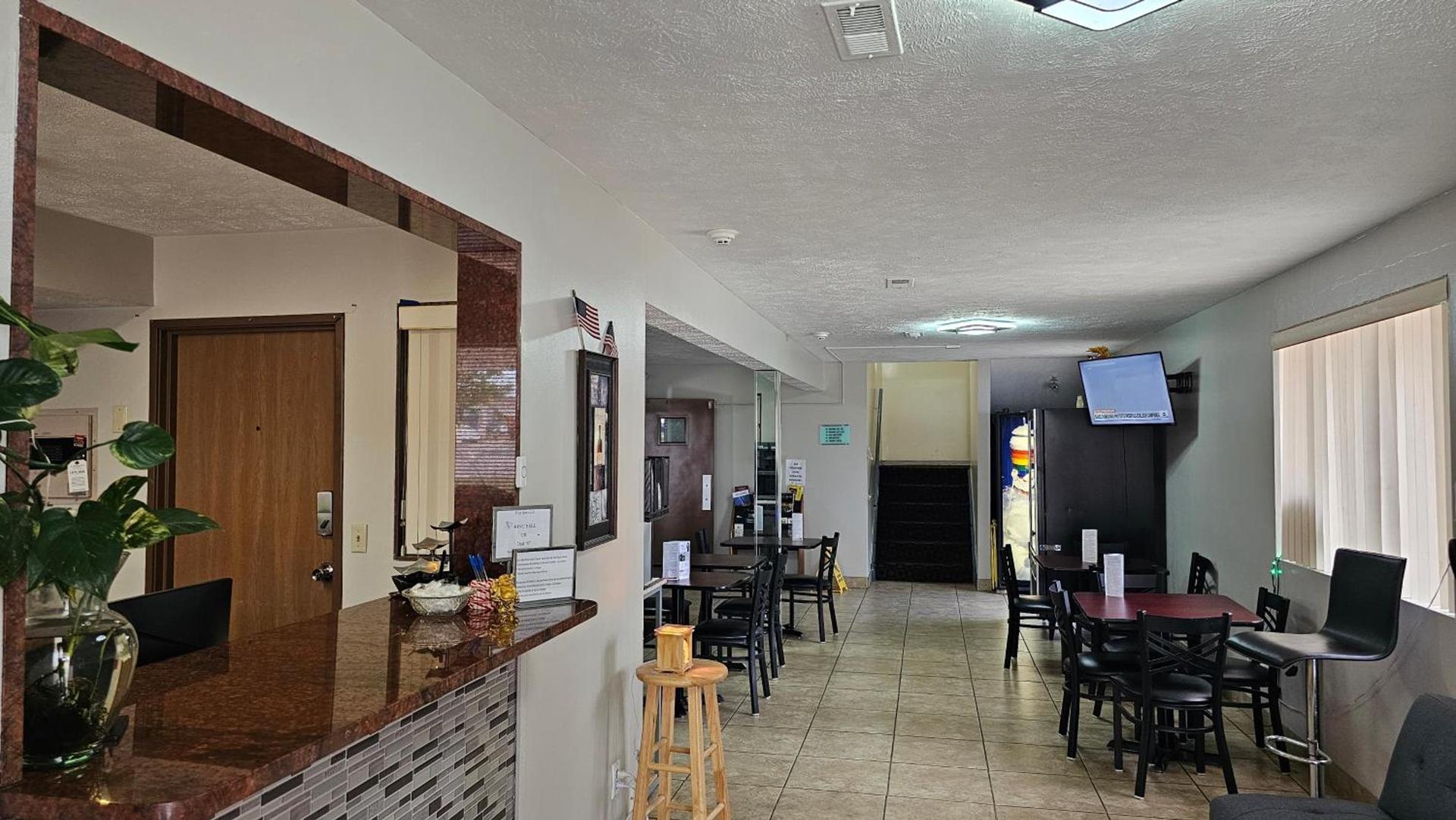 Budgetel inn & Suites photo 21