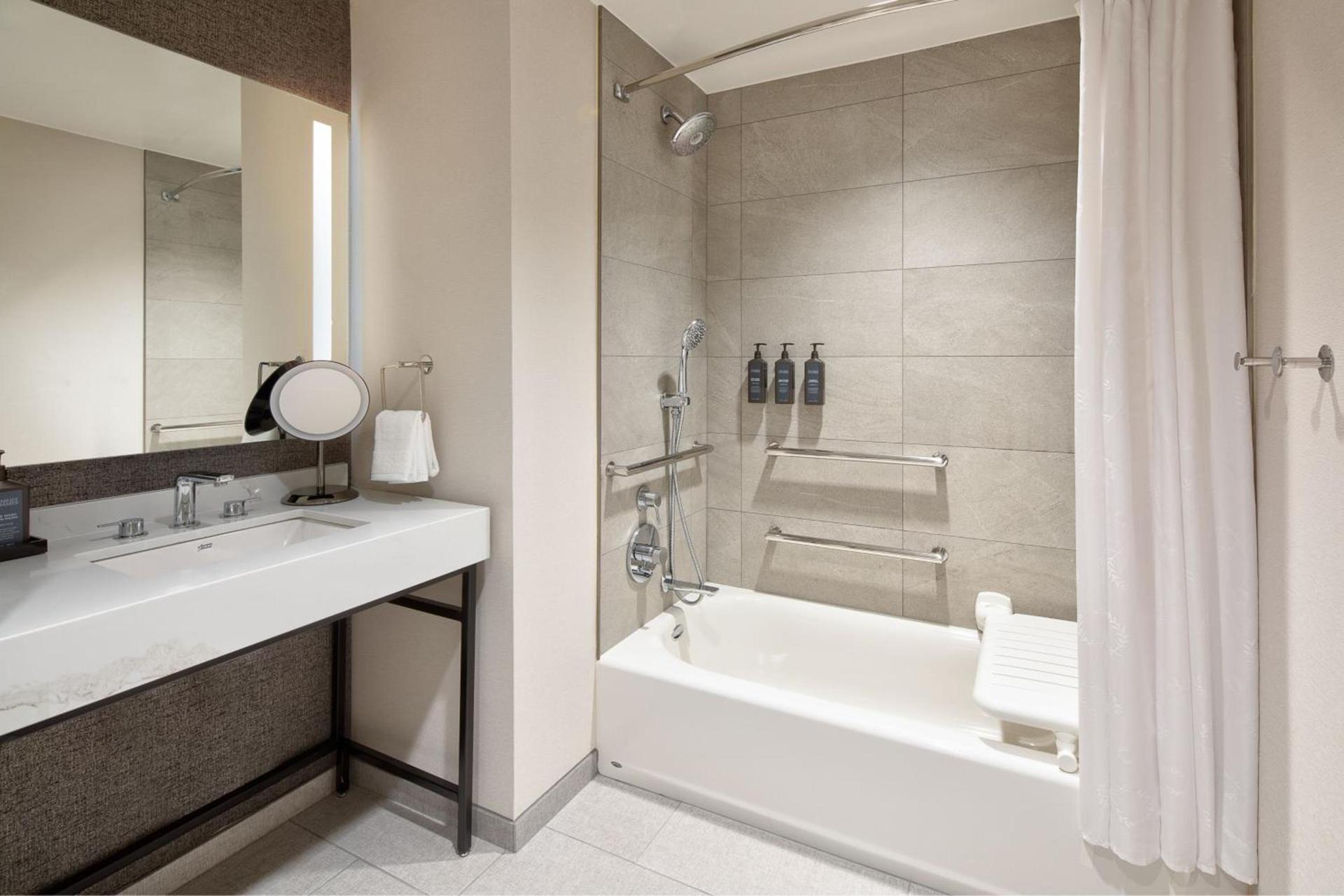Sheraton Fort Worth Downtown Hotel photo 47