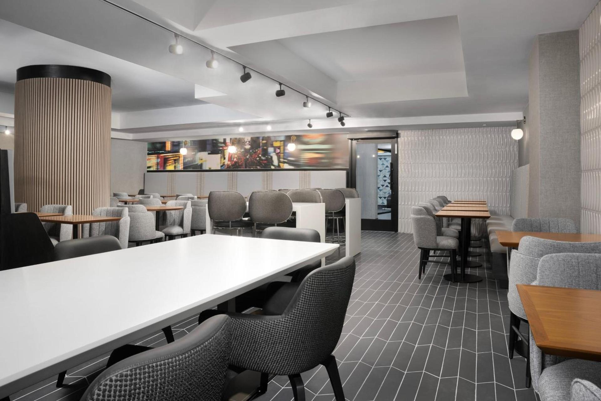 SpringHill Suites by Marriott New York Manhattan Times Square photo 18