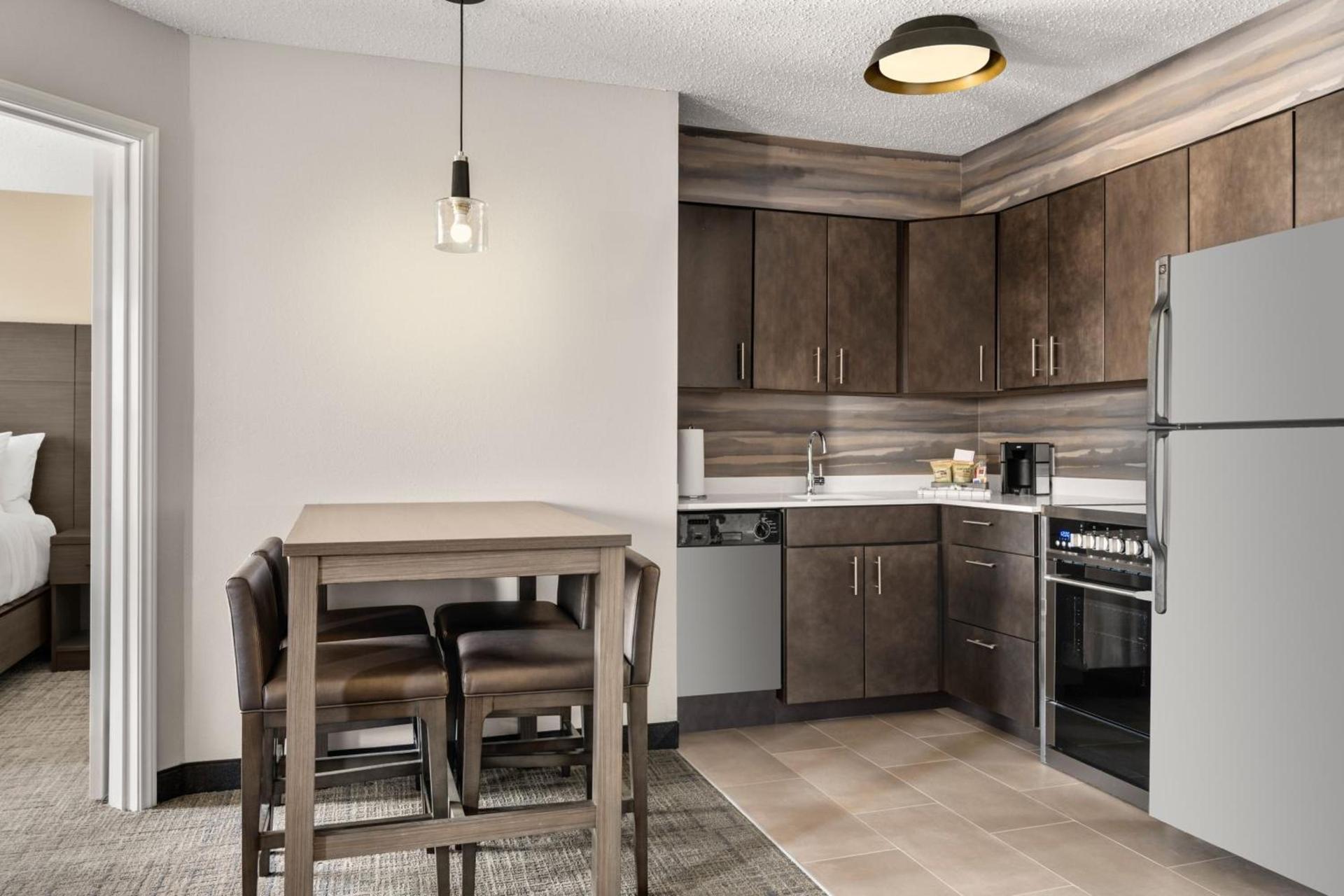 Residence Inn by Marriott Davenport photo 7
