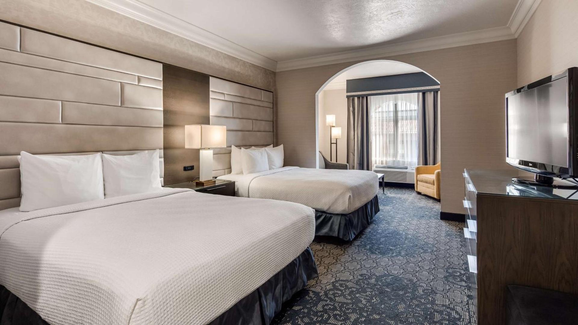 Best Western Plus Abbey Inn photo 39