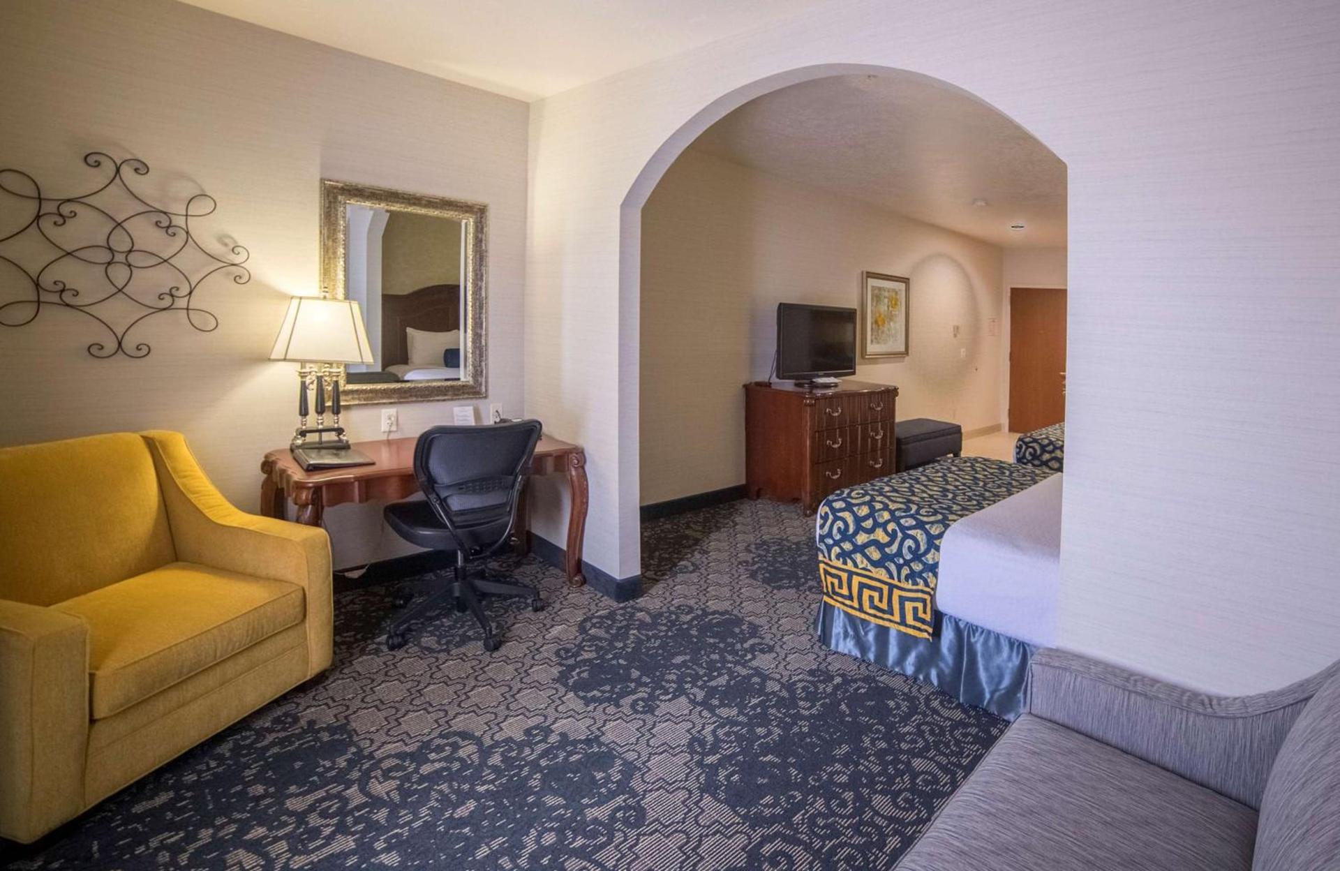 Best Western Plus Abbey Inn photo 38