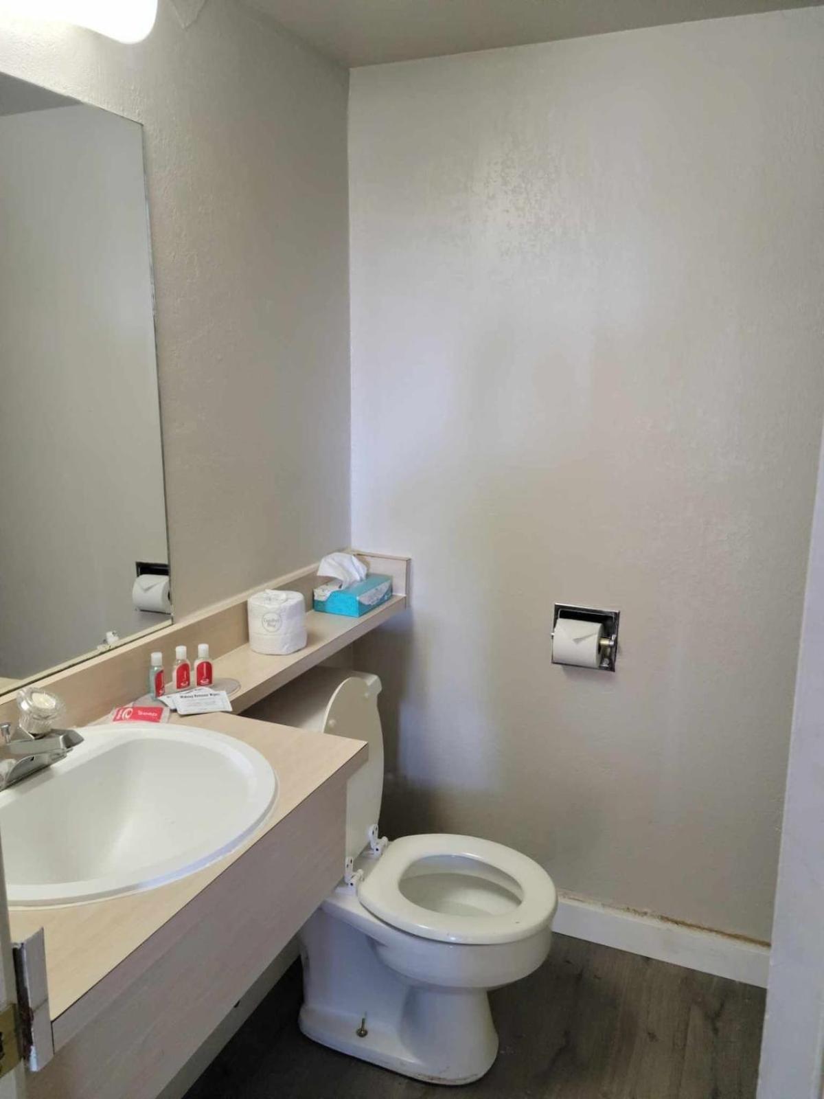 Econo Lodge Springerville photo 4