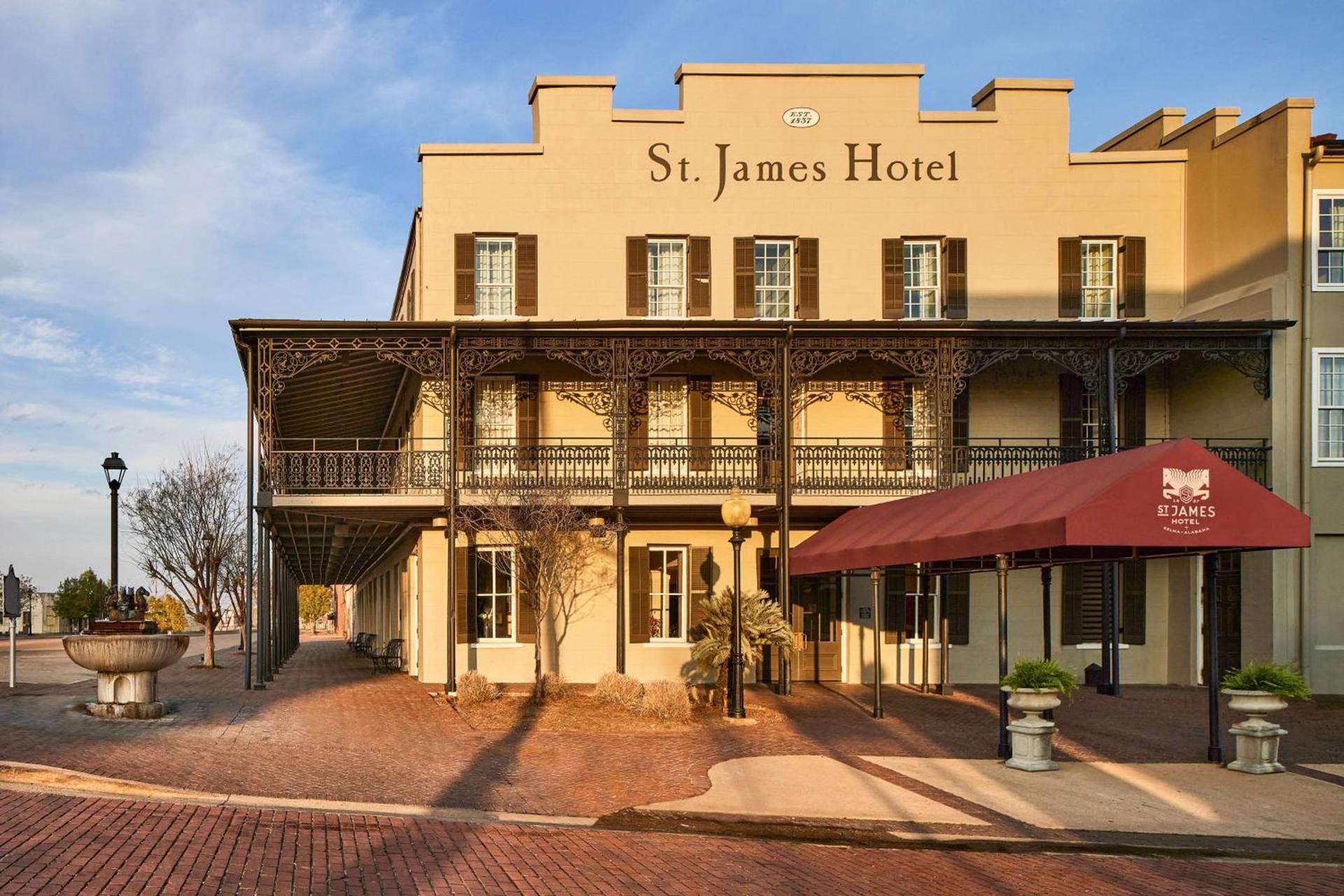 St James Hotel Selma Tapestry Collection by Hilton photo 4
