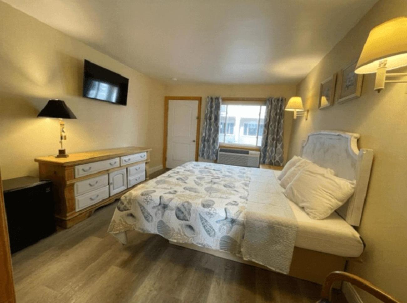 The Lamplight Inn photo 15