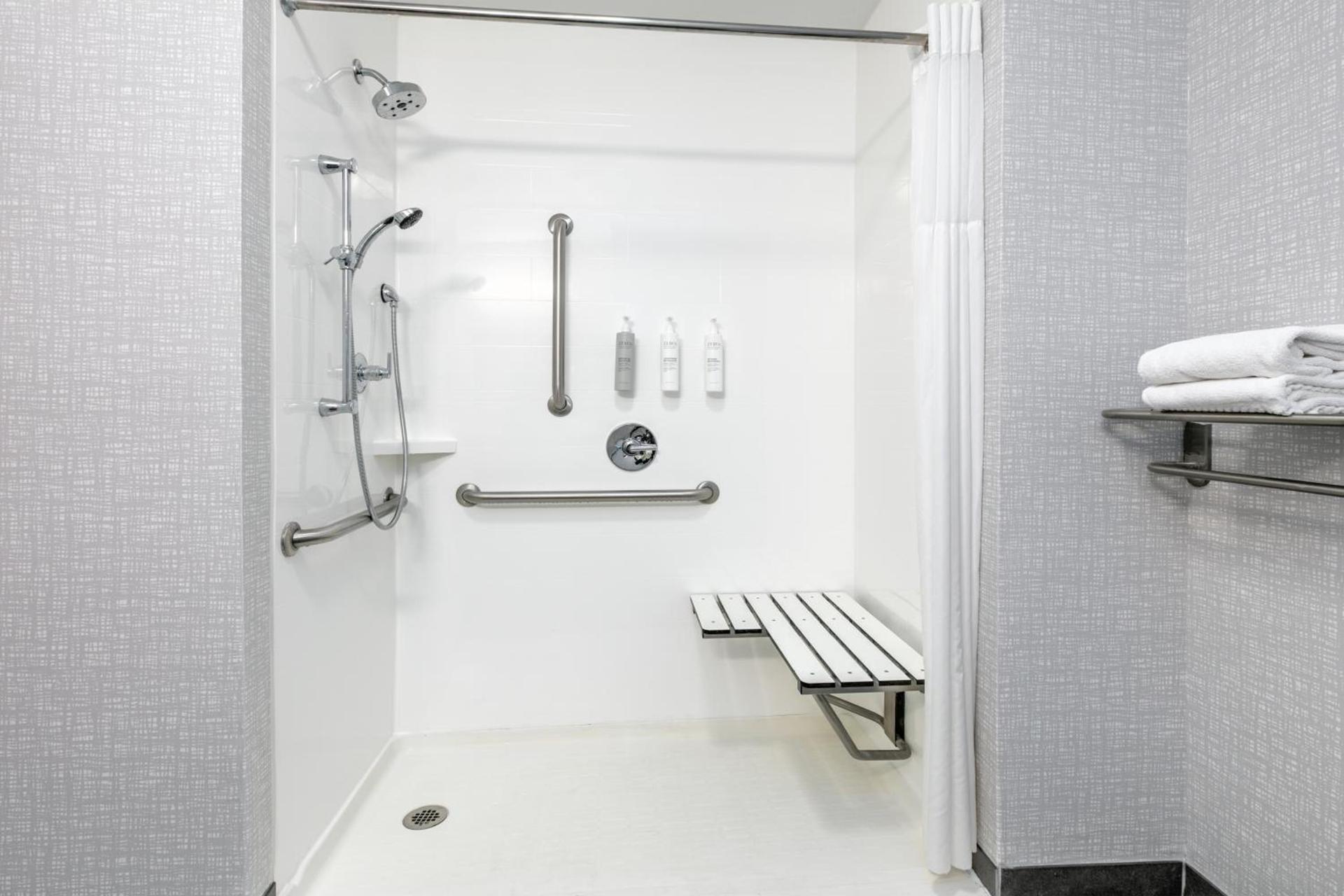 Hampton Inn Kingsville photo 14