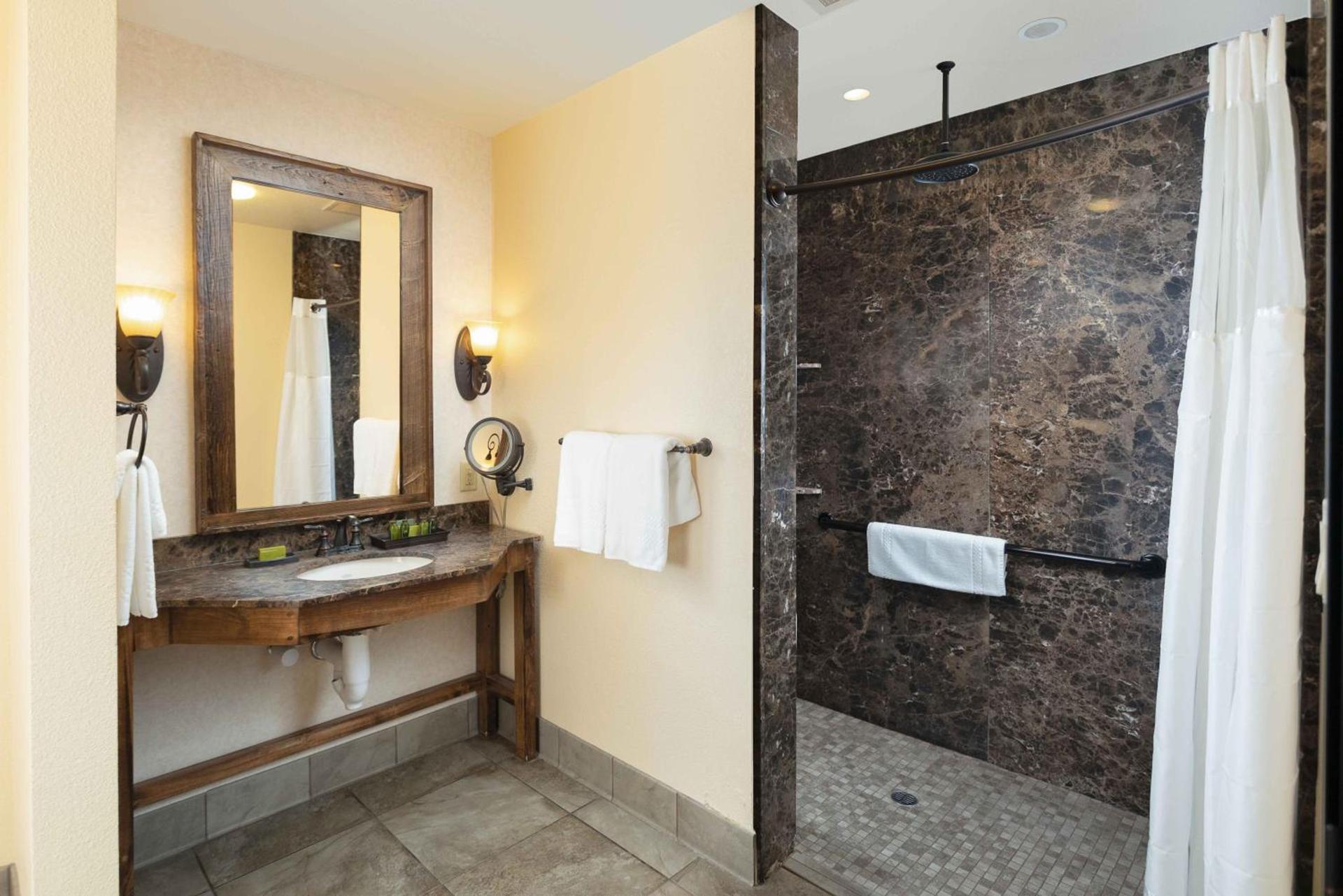Colusa Casino Resort photo 18