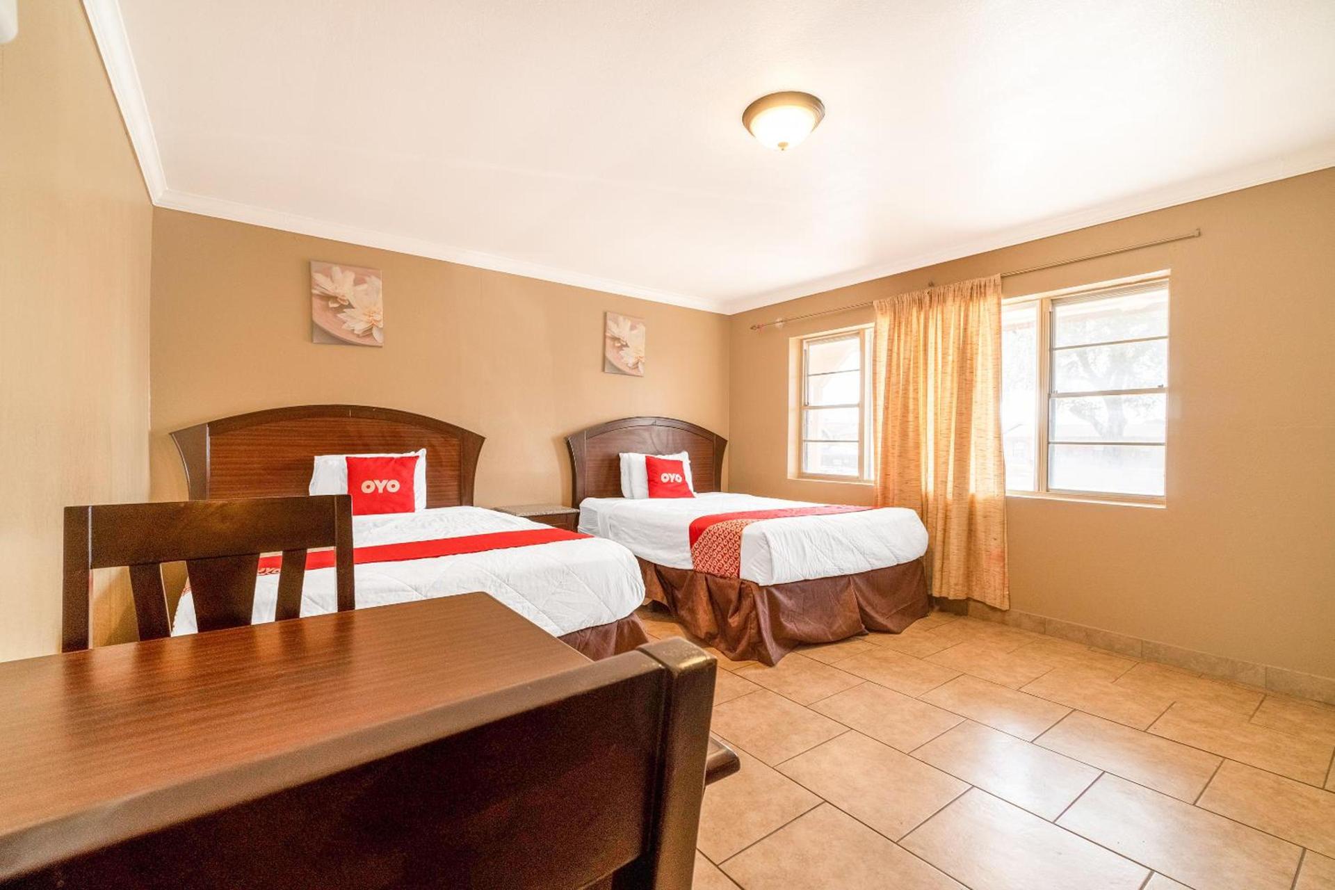 OYO Hotel Beeville -US 181 photo 66