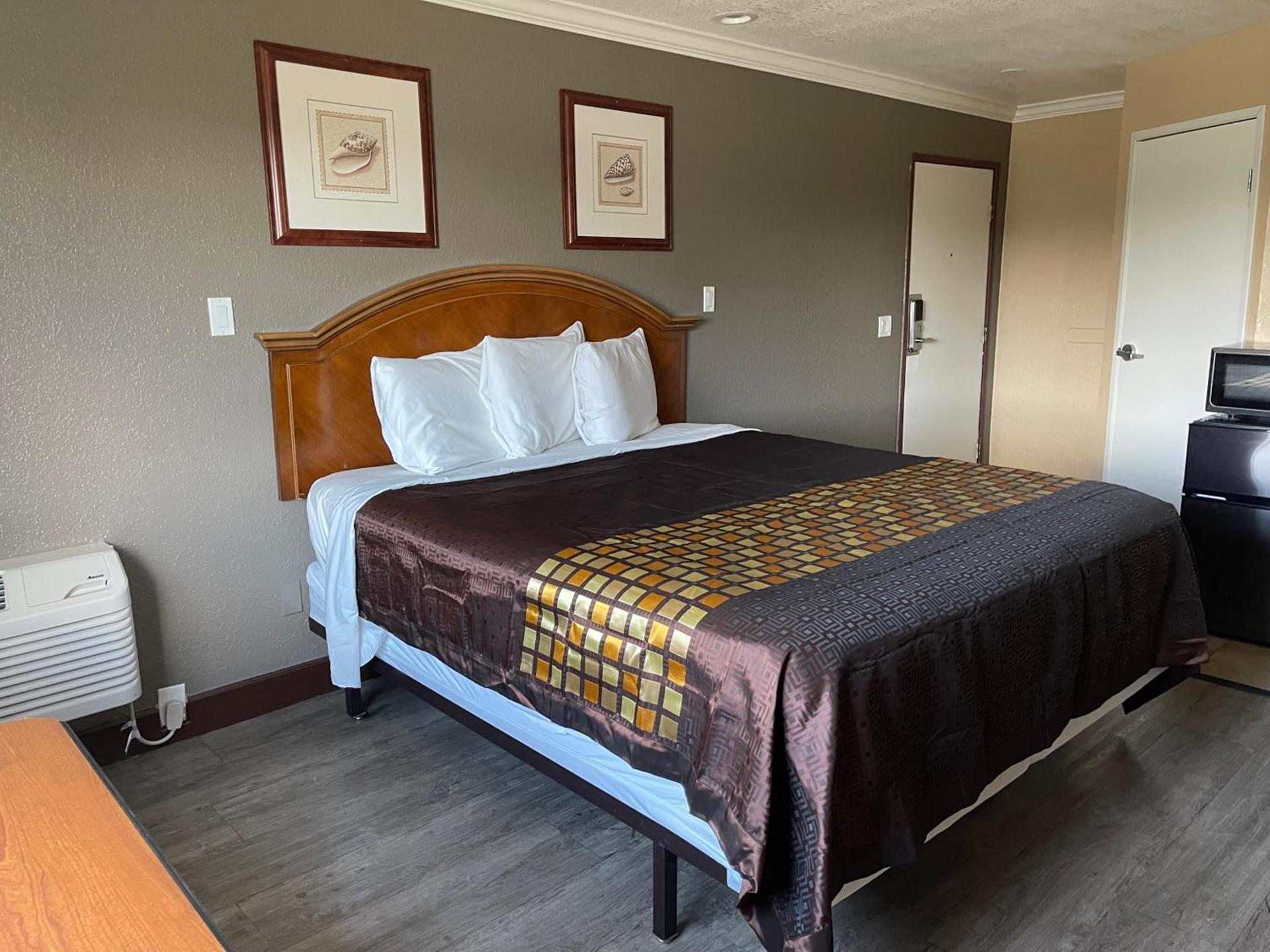 Arlington Inn photo 10