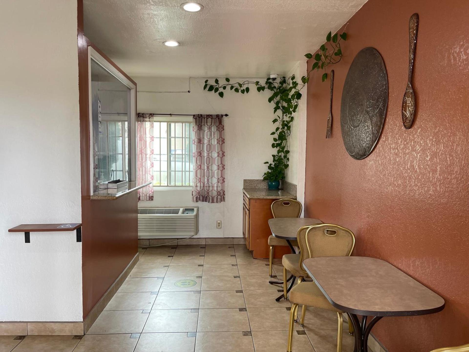 Arlington Inn photo 15