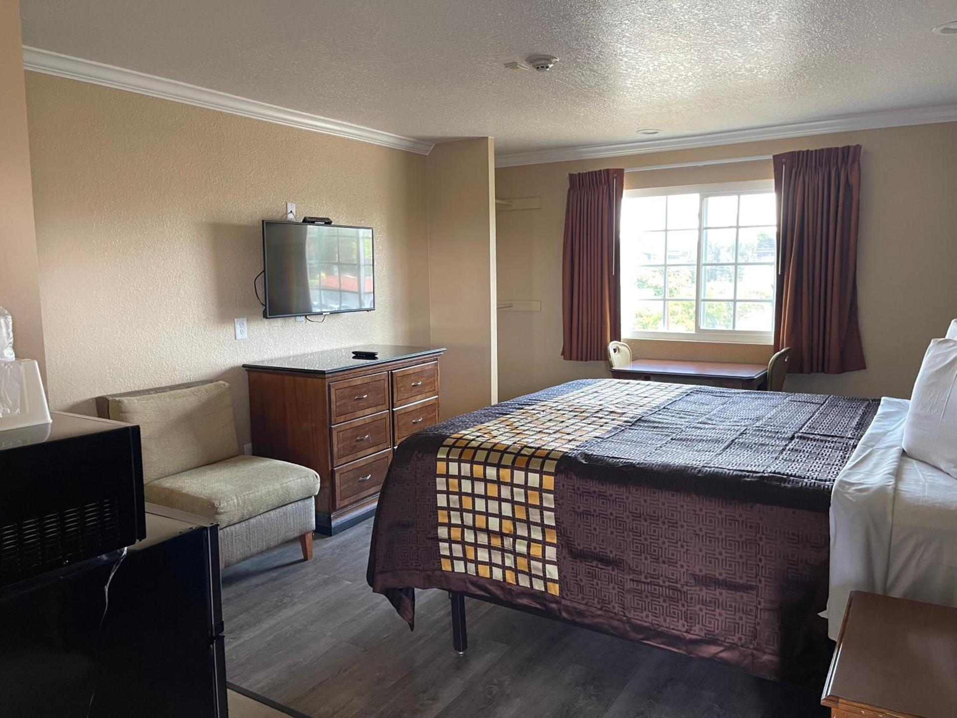 Arlington Inn photo 25