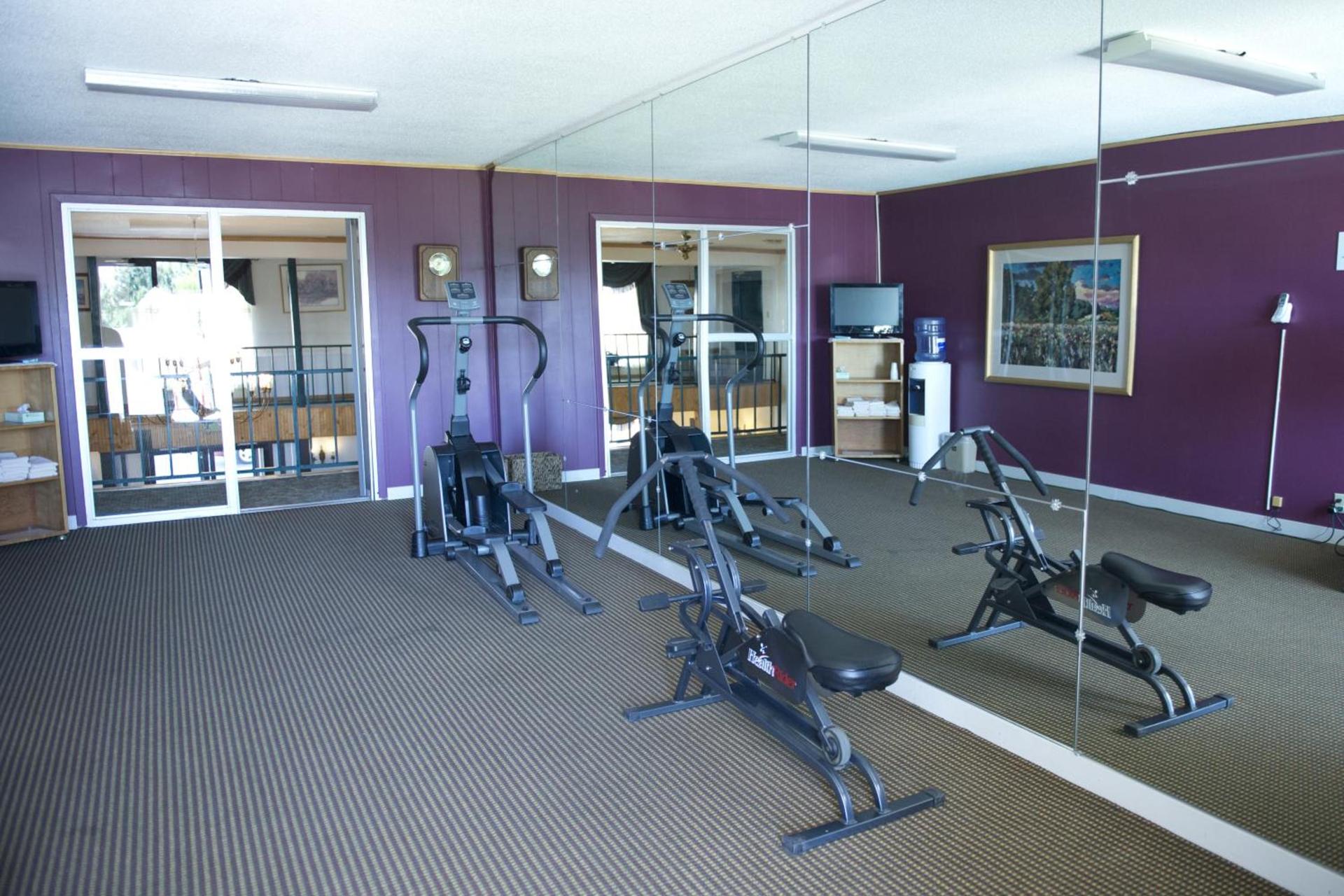 Travelodge by Wyndham Ogallala photo 26