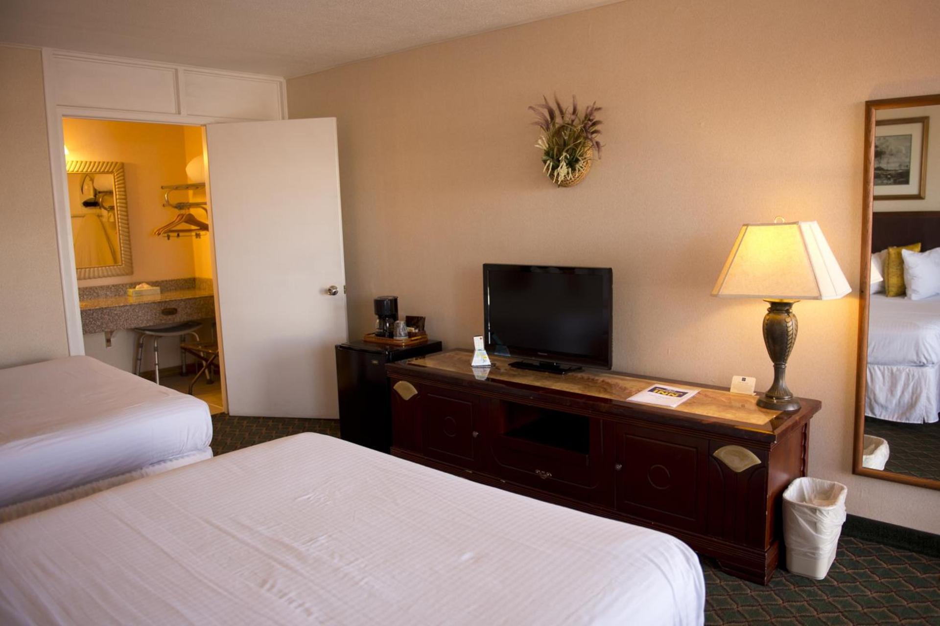Travelodge by Wyndham Ogallala photo 7