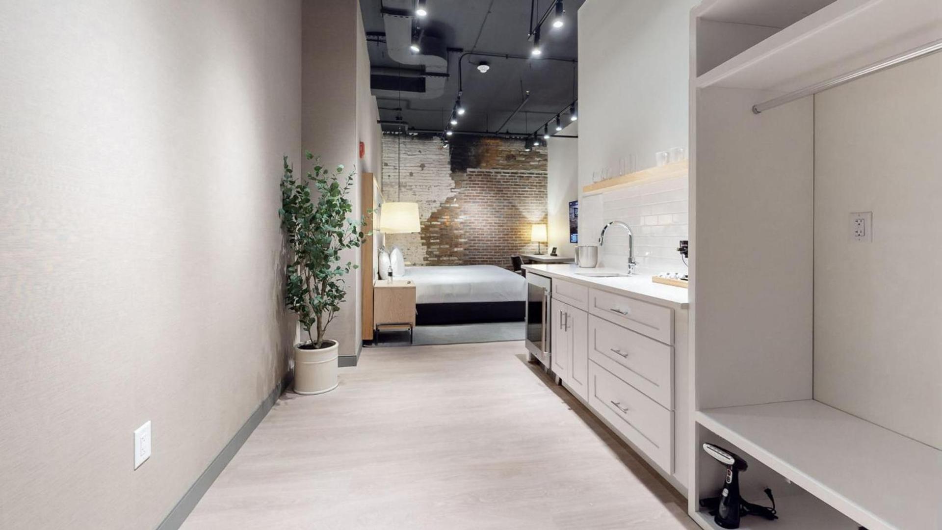 Studio 154 Hotel photo 3