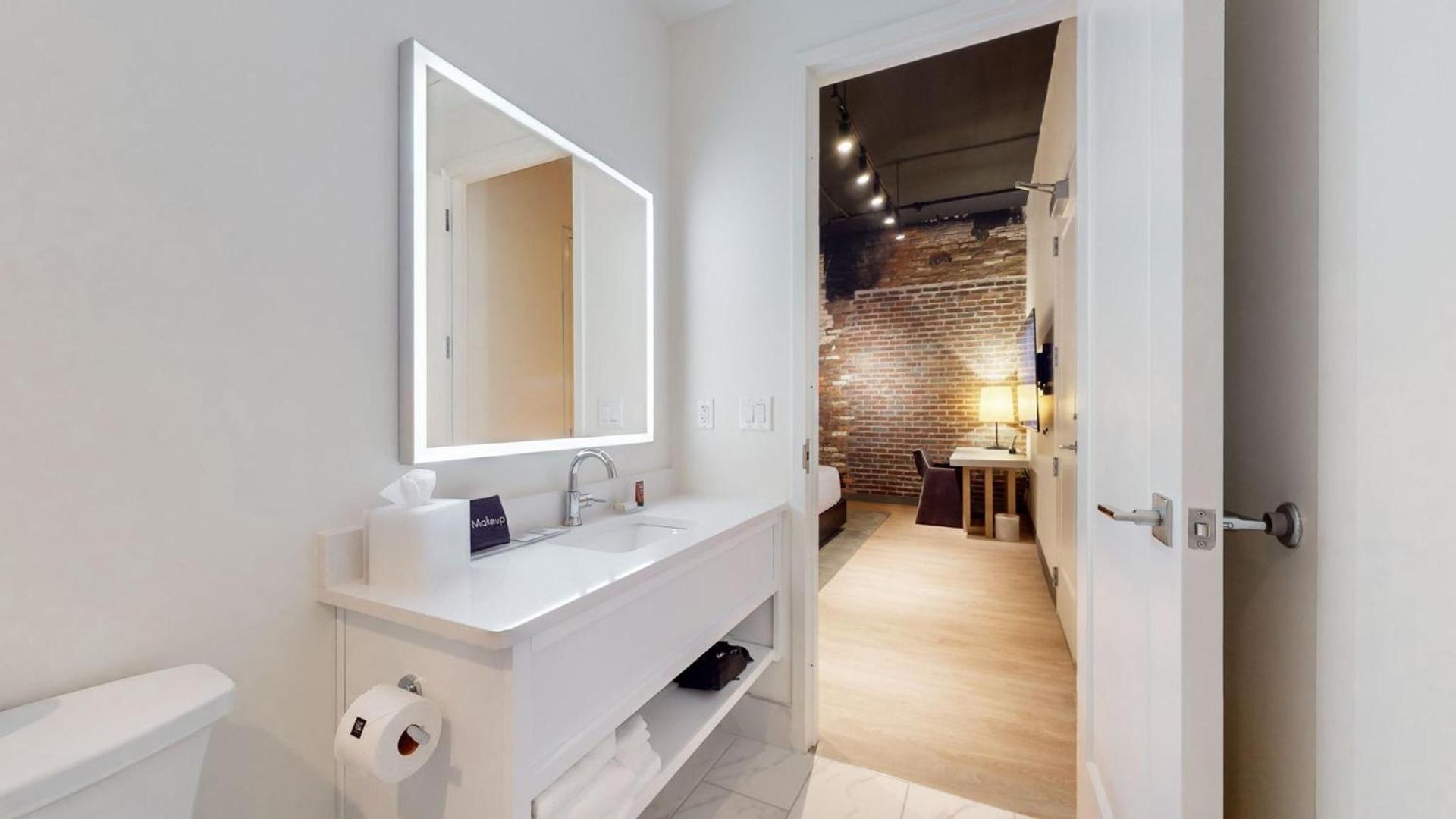 Studio 154 Hotel photo 50