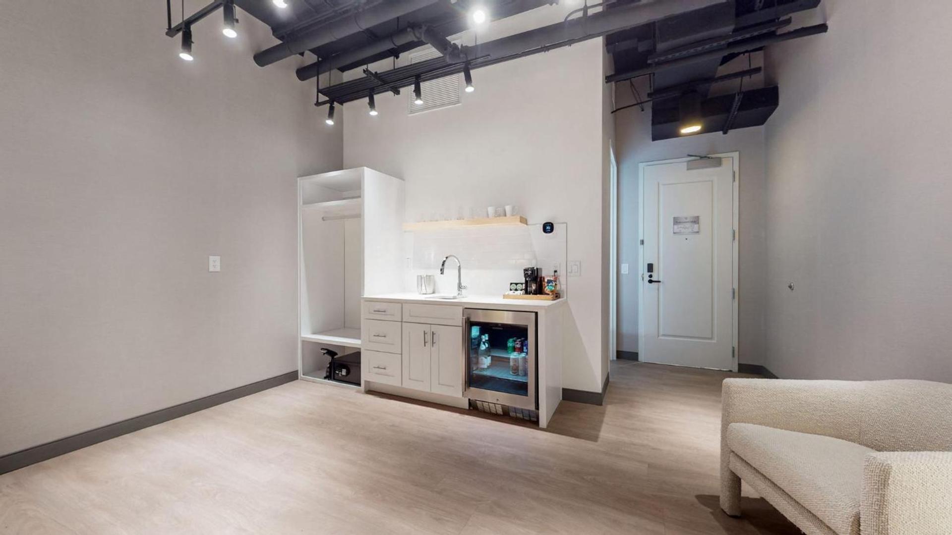 Studio 154 Hotel photo 64