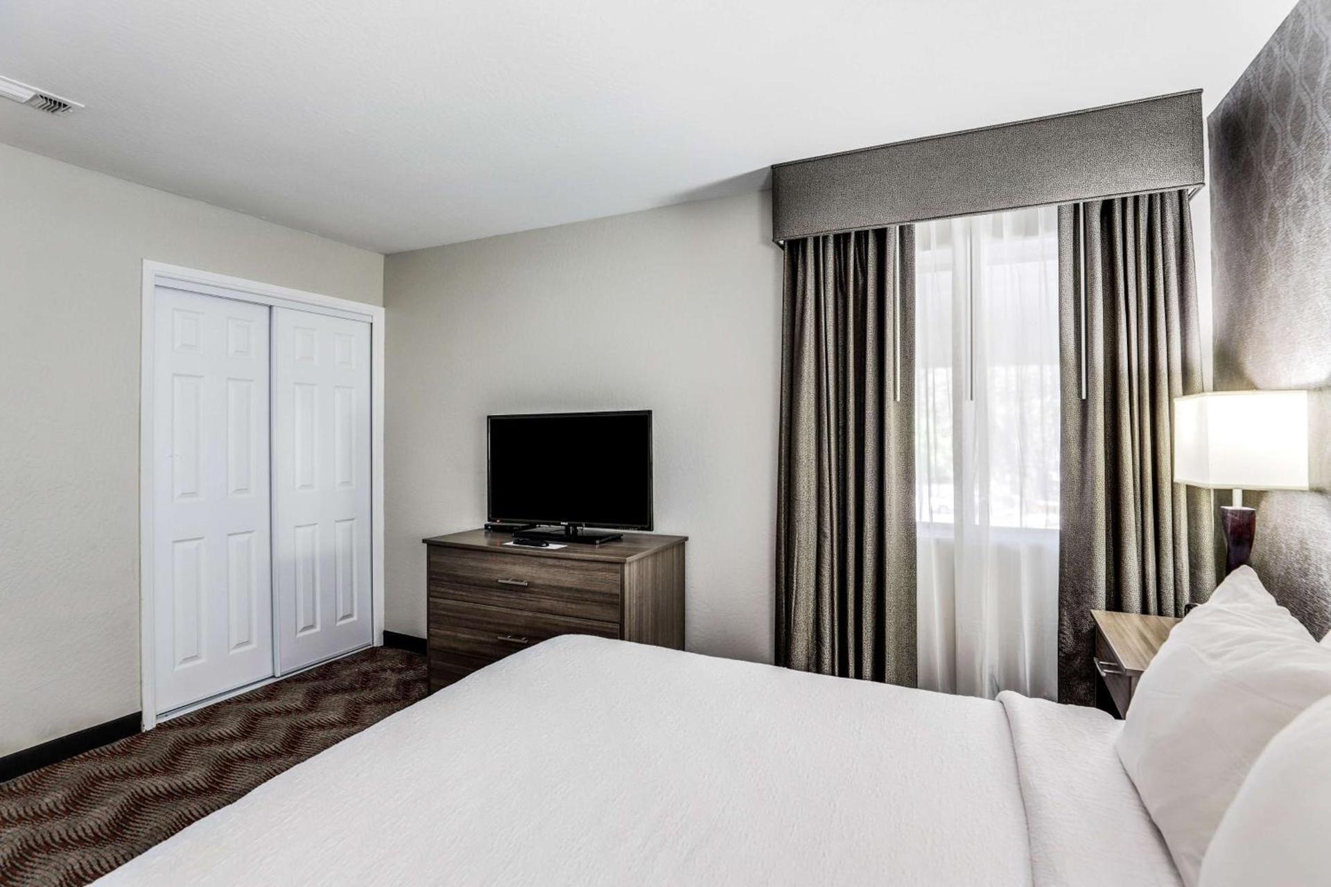 Best Western Plus Sonora Oaks Hotel and Conference Center photo 71