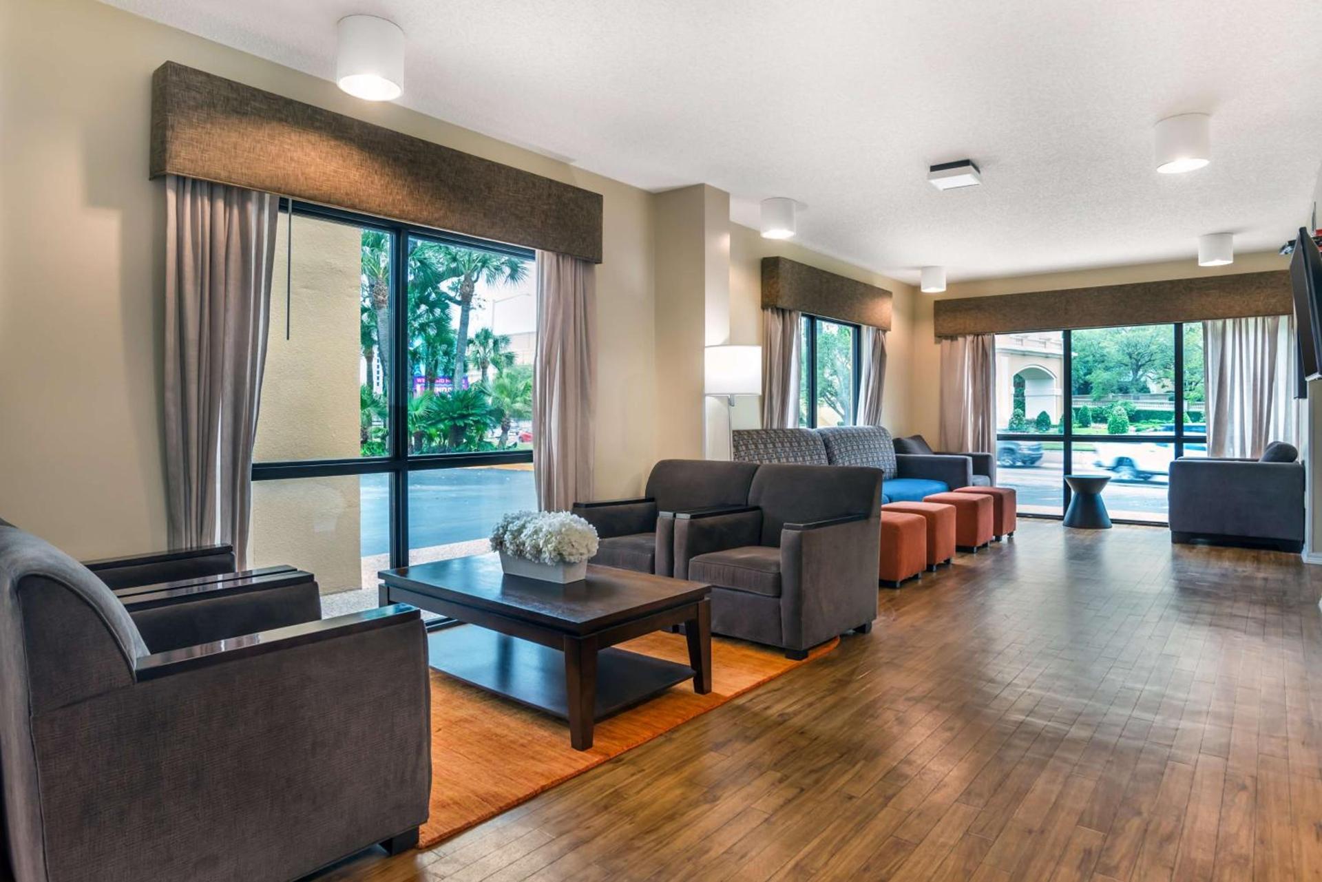 Best Western Oak Manor photo 4