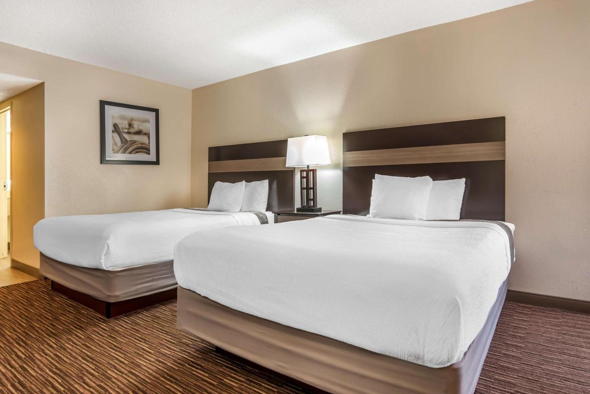 Best Western Oak Manor photo 9