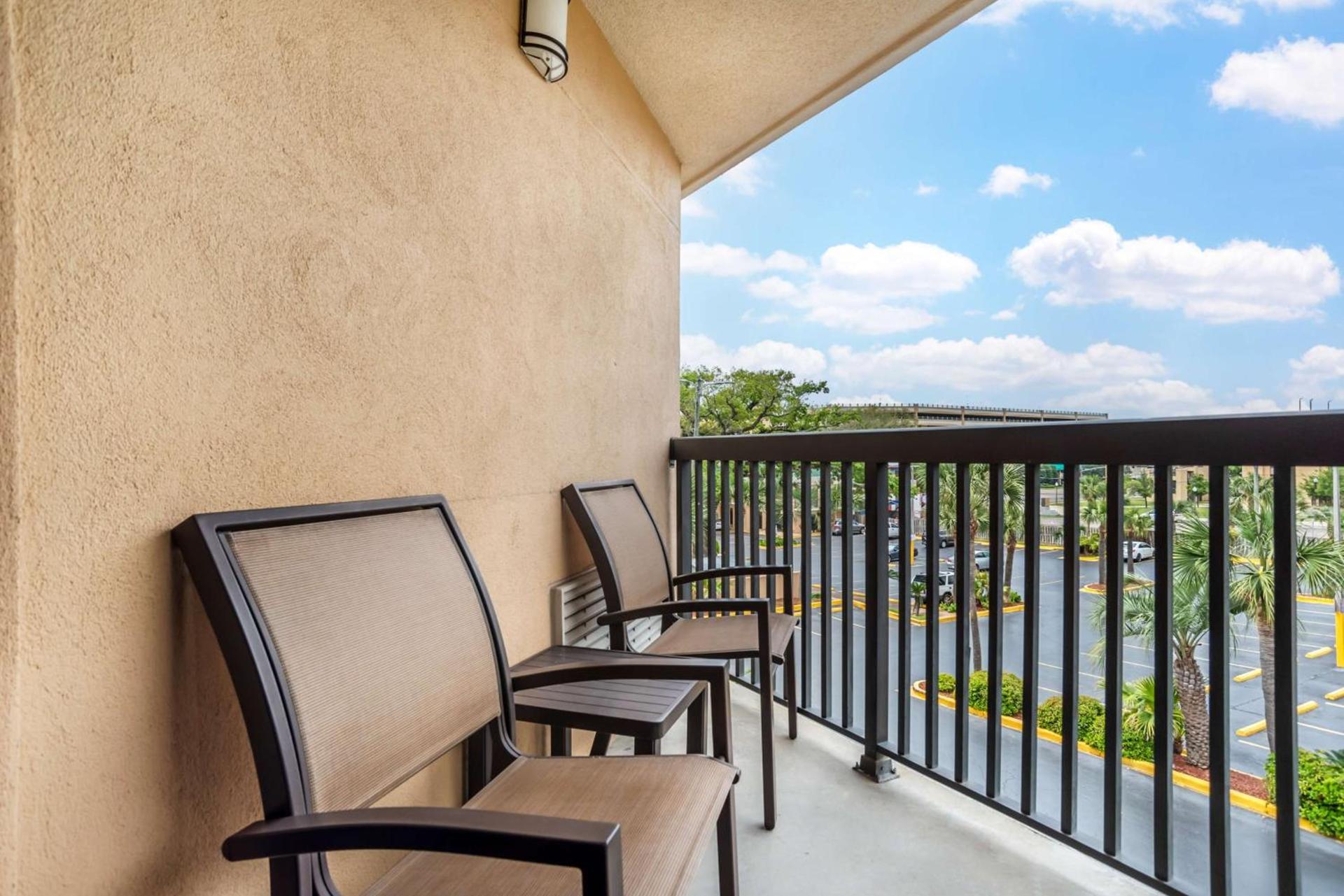 Best Western Oak Manor photo 7