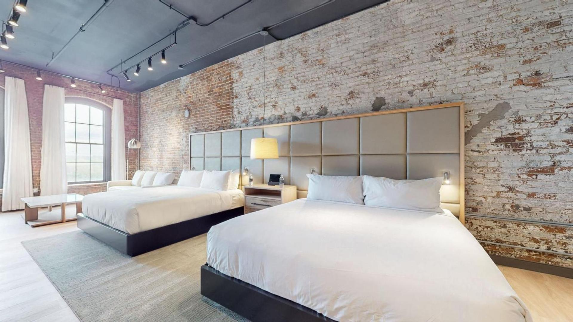 Studio 154 Hotel photo 2