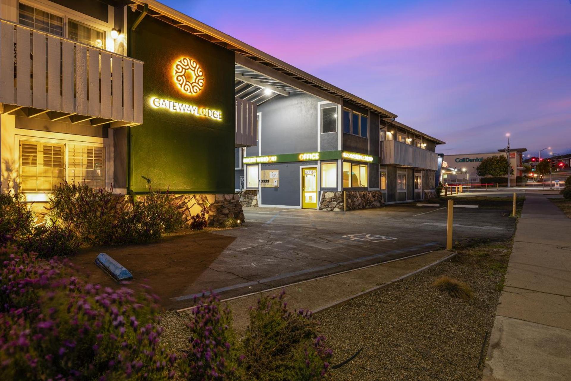 Gateway Lodge photo 10