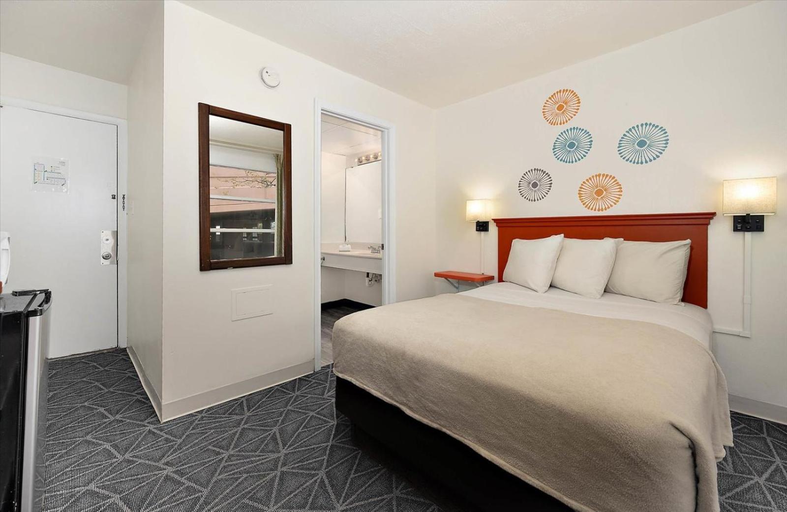 Eden Roc Motel photo 29