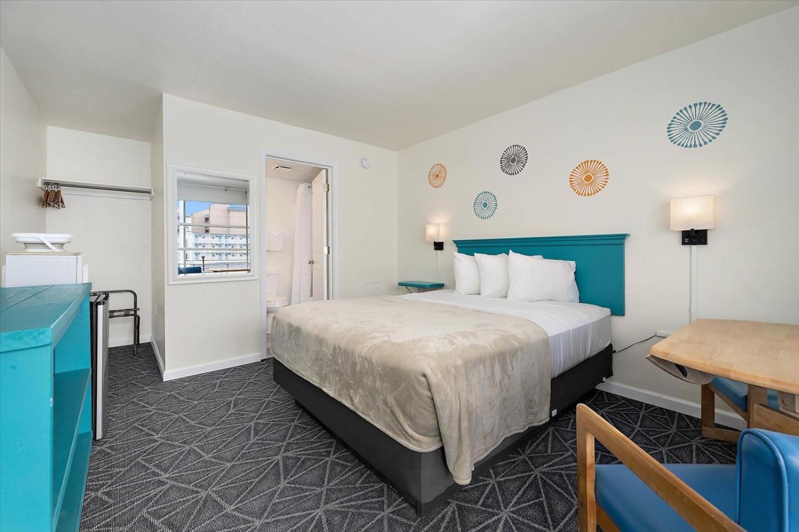 Eden Roc Motel photo 26