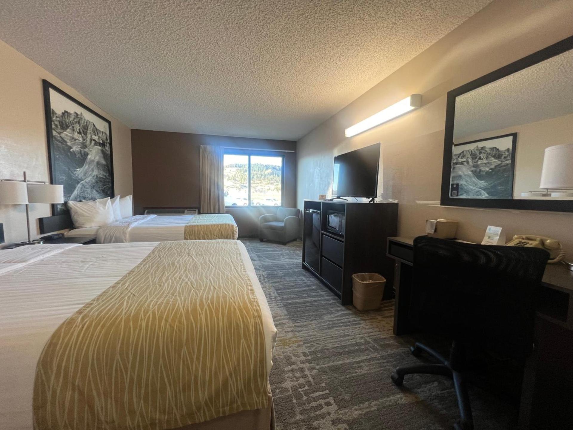 Super 8 by Wyndham Sturgis photo 25
