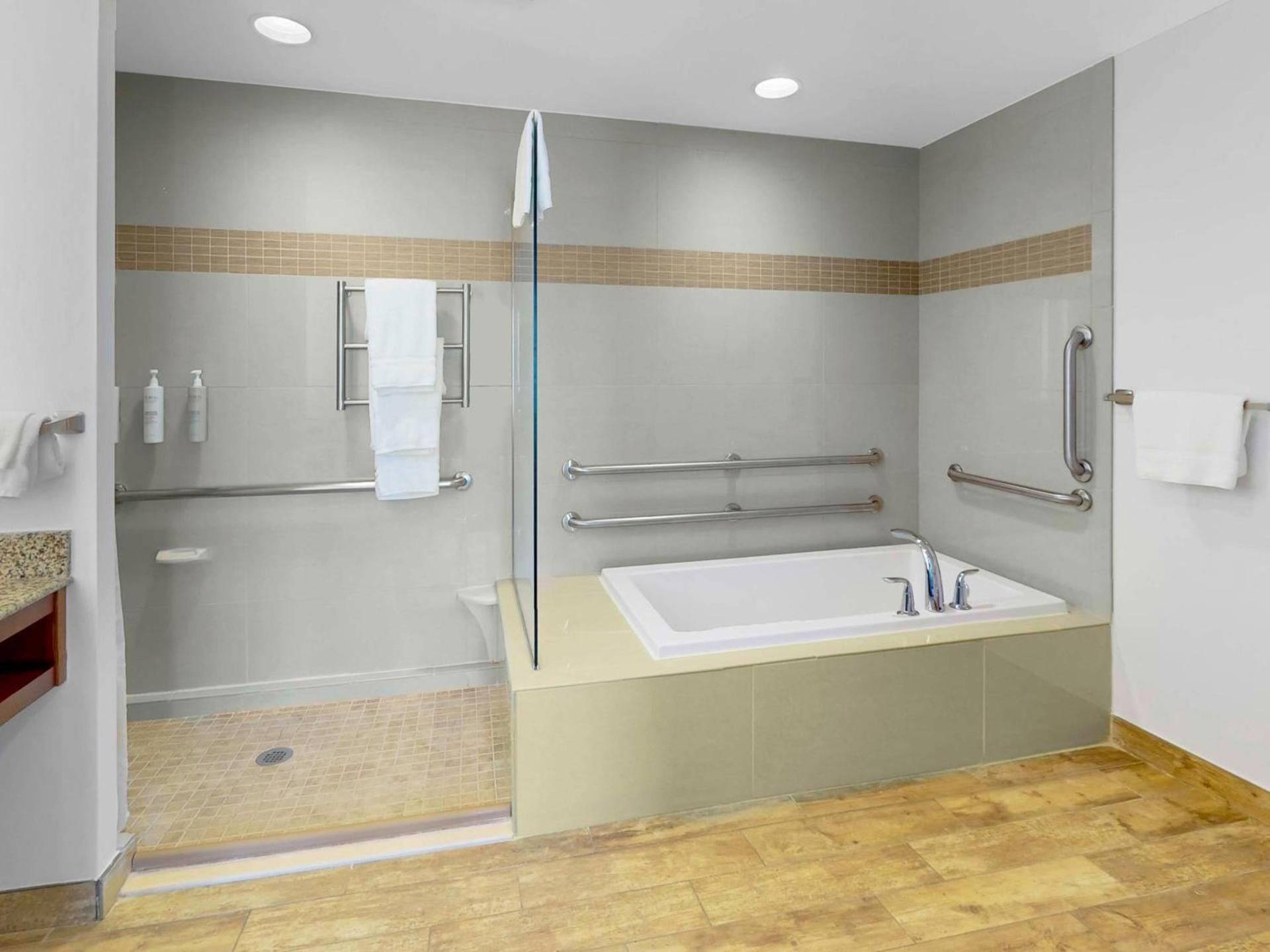 Hilton Garden Inn Charleston / Mt. Pleasant photo 15