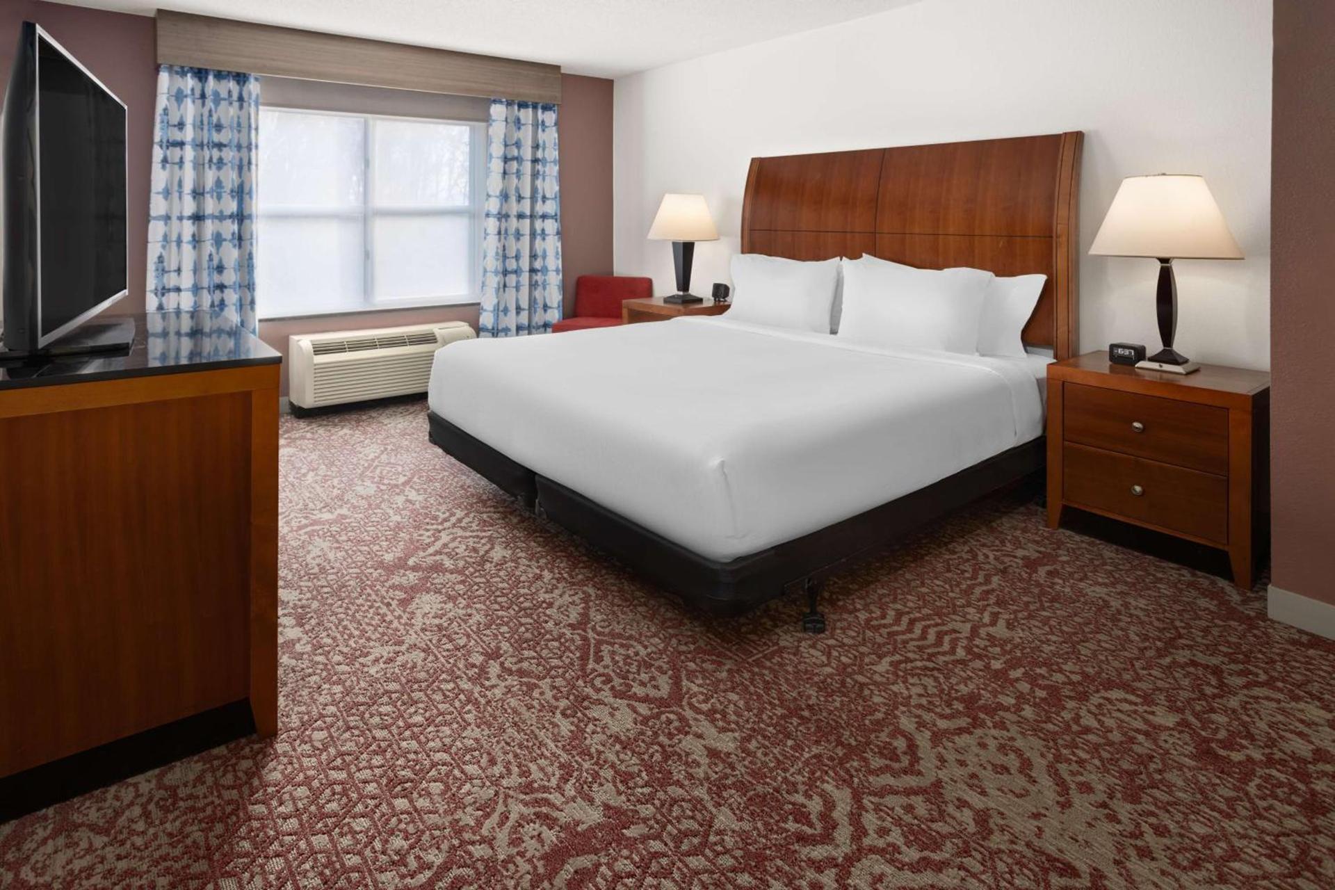 Hilton Garden Inn Milford photo 26