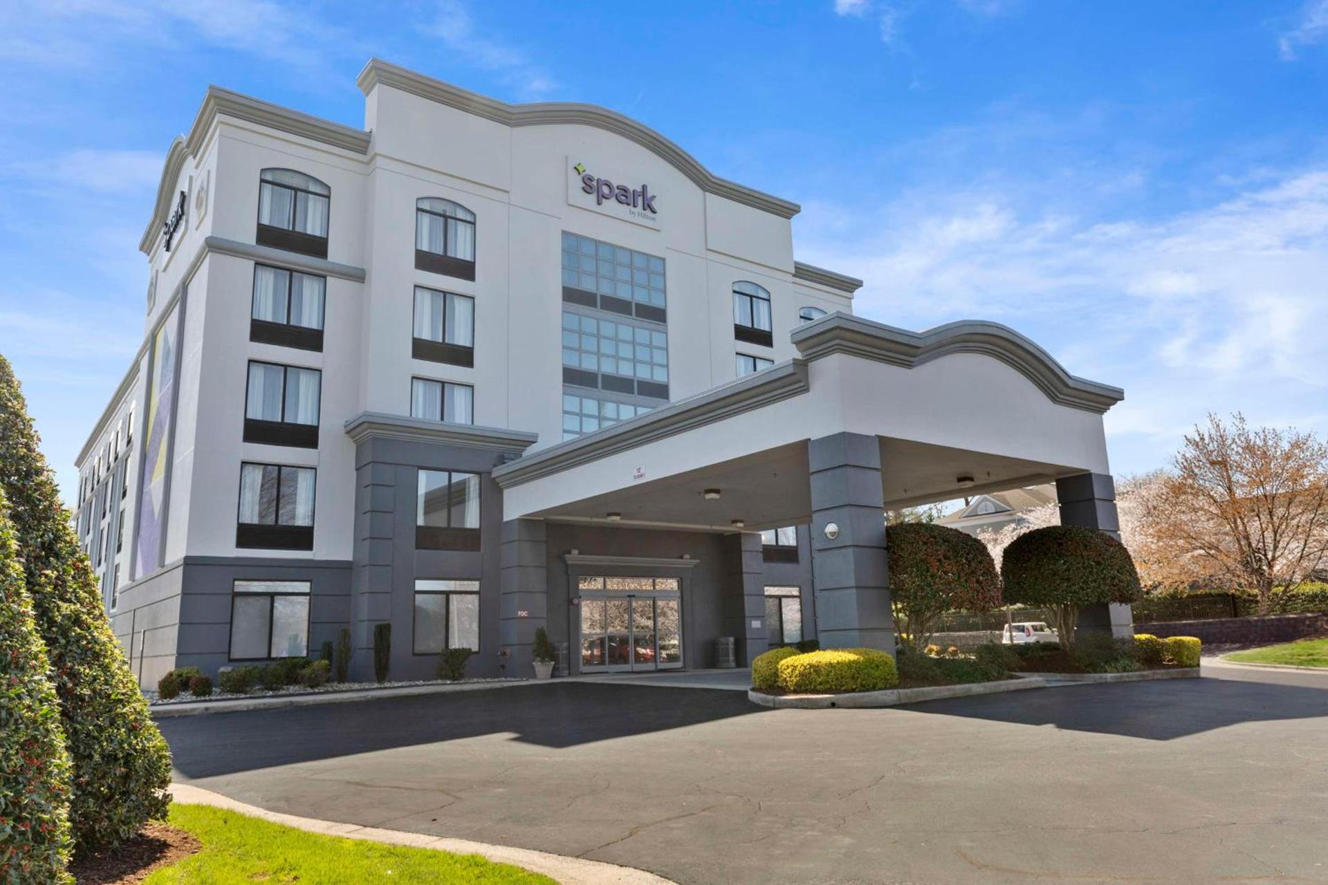 Spark By Hilton Greensboro photo 2