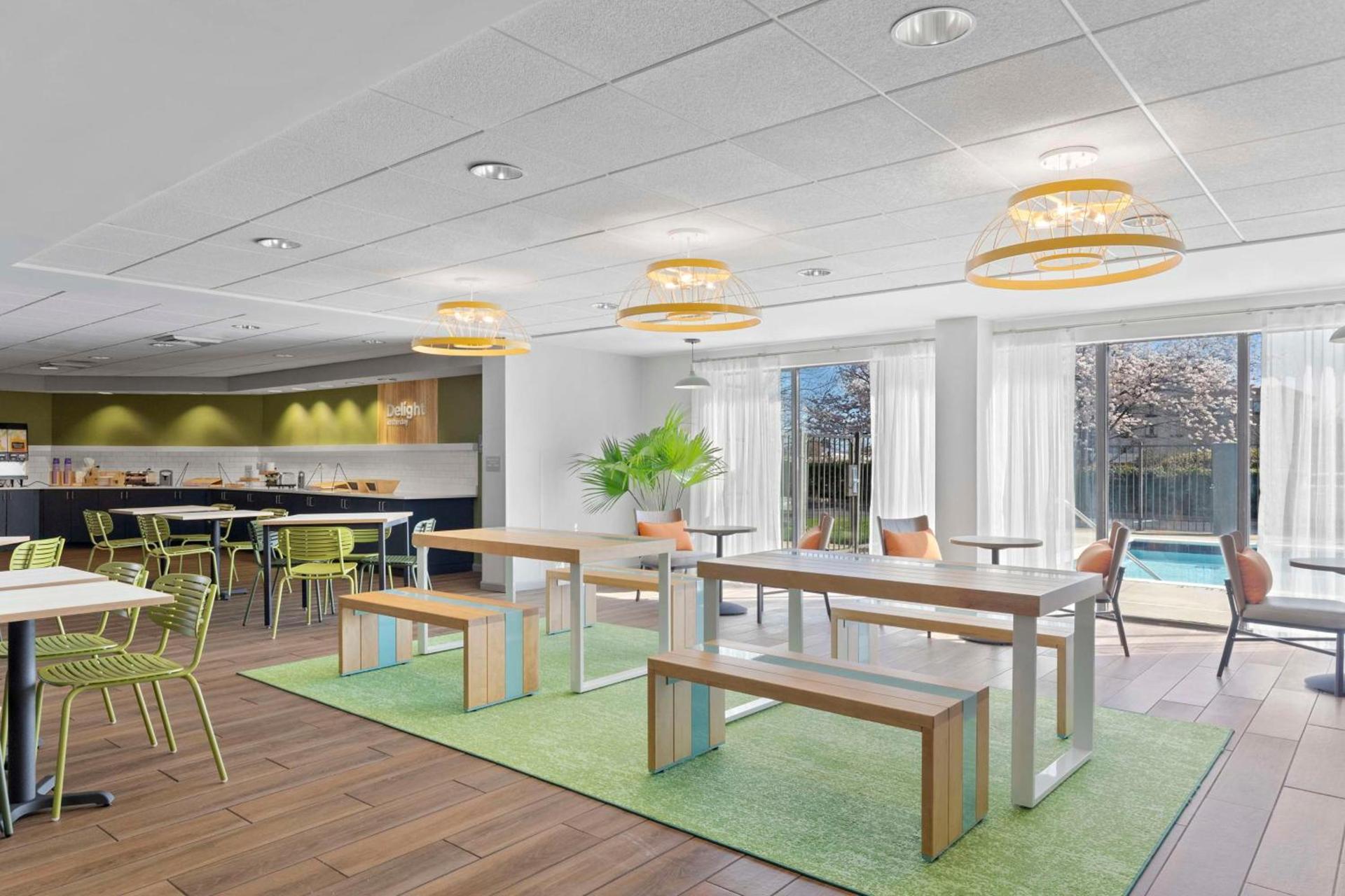 Spark By Hilton Greensboro photo 12