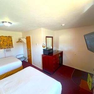 Saco River Motor Lodge & Suites photo 27