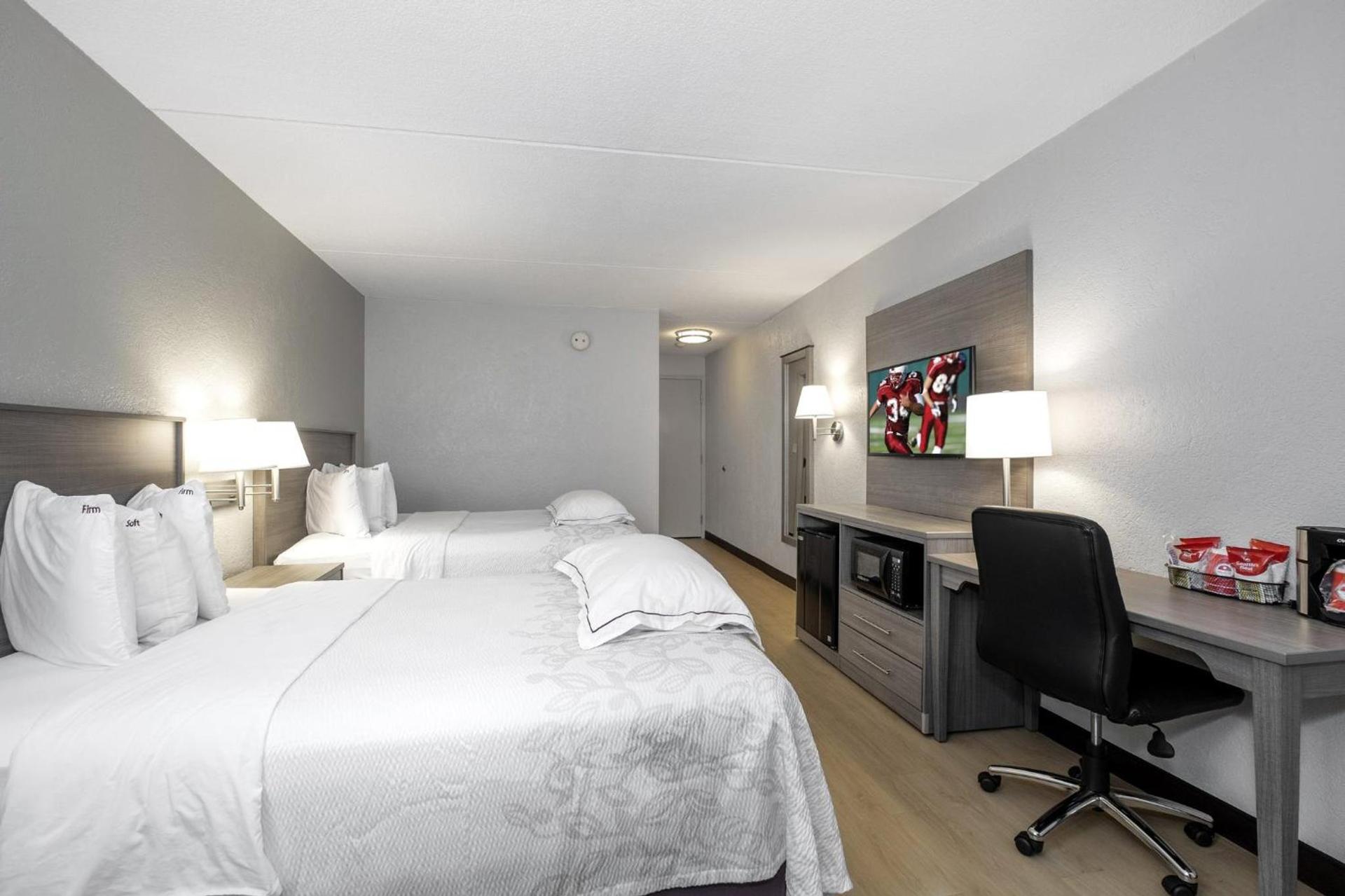 Red Roof Inn PLUS Boston - Mansfield - Foxboro photo 30