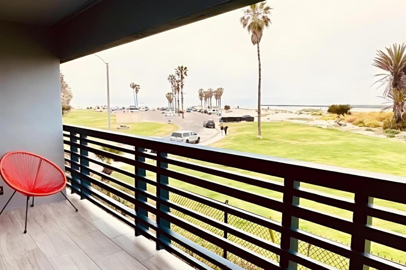 Ocean Villa Inn photo 25