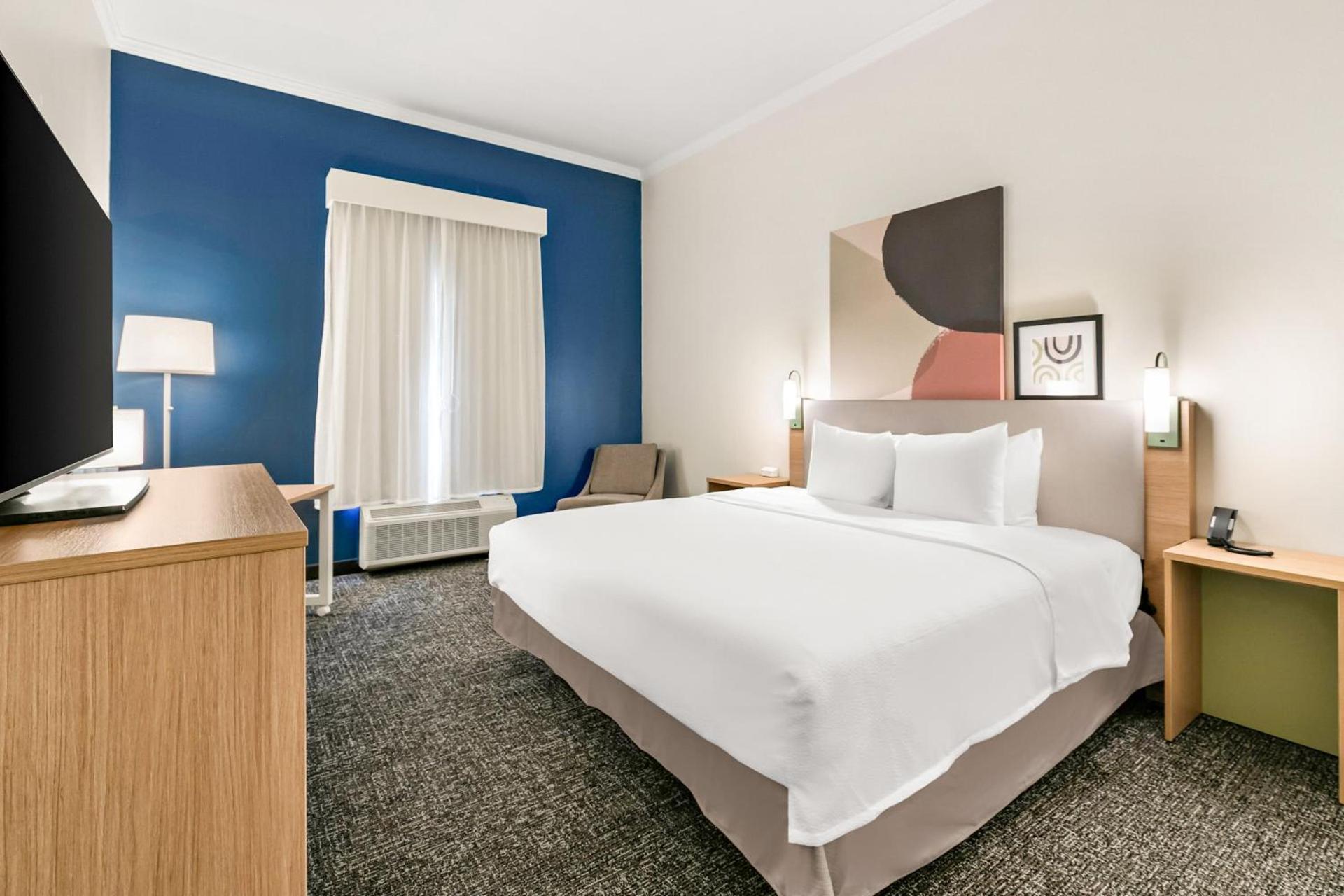 Spark by Hilton Commerce, GA photo 46