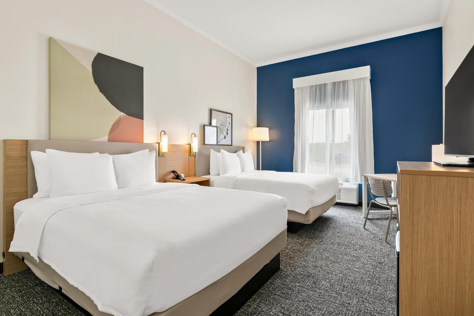 Spark by Hilton Commerce, GA photo 43