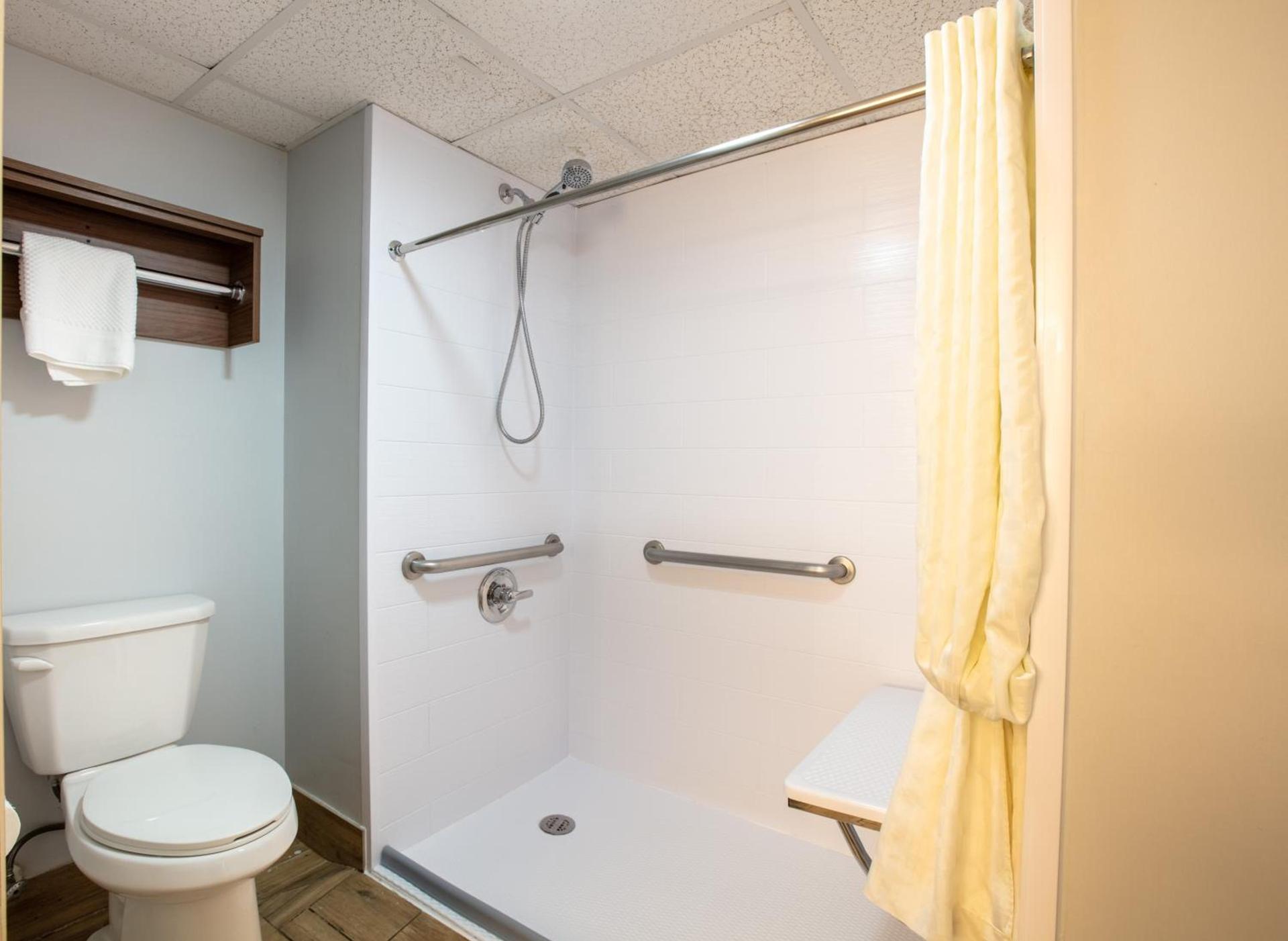 Park Grove Inn photo 67