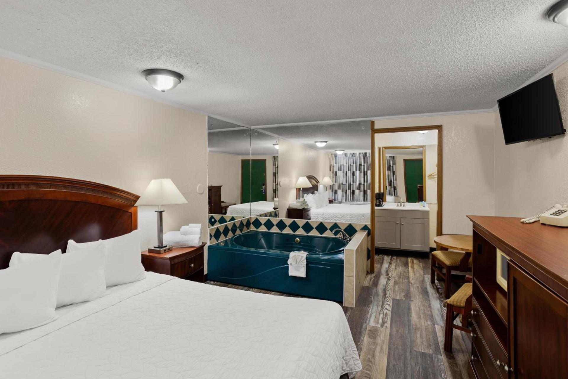 Knights Inn Ashland photo 17