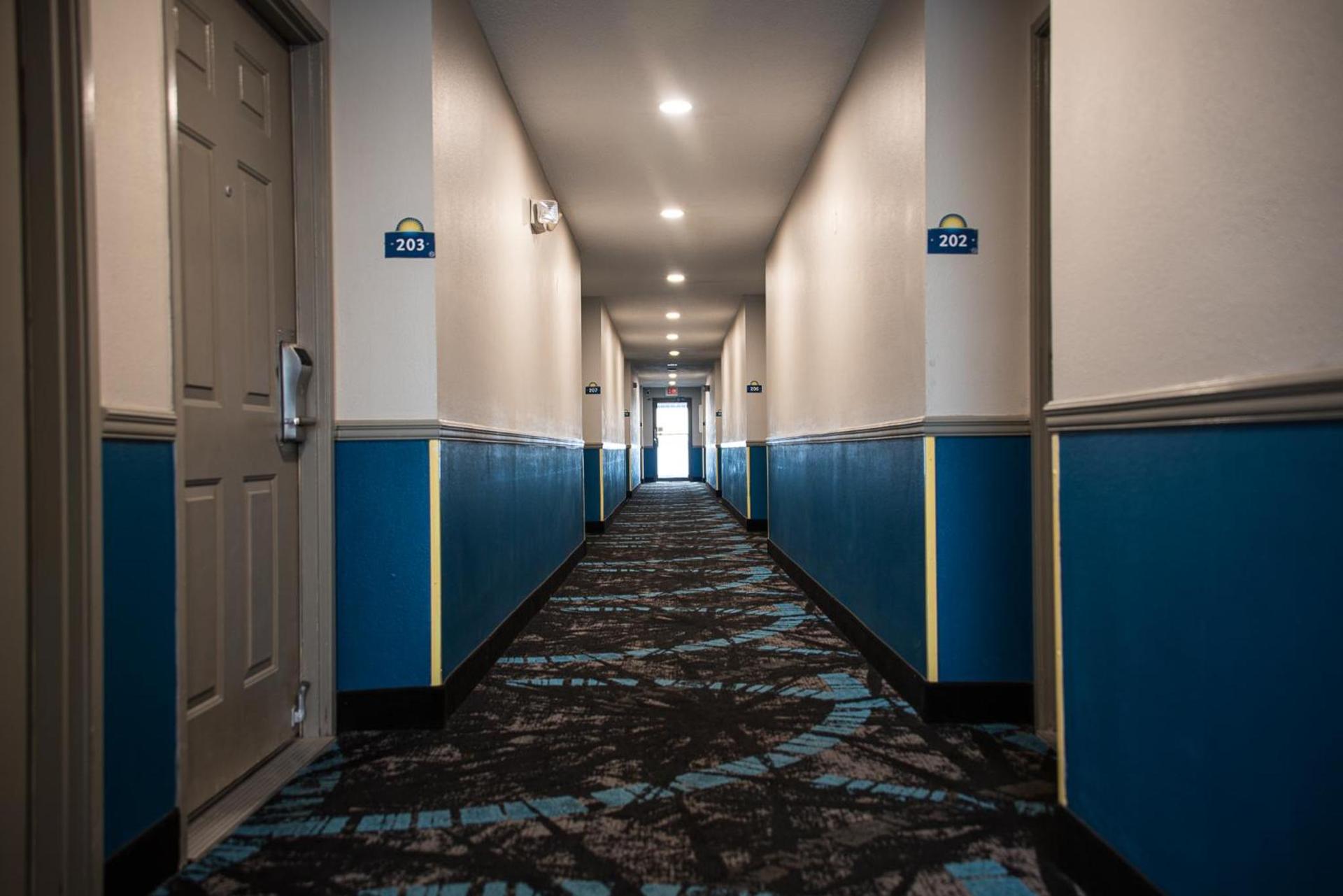 Days Inn by Wyndham Troy photo 16