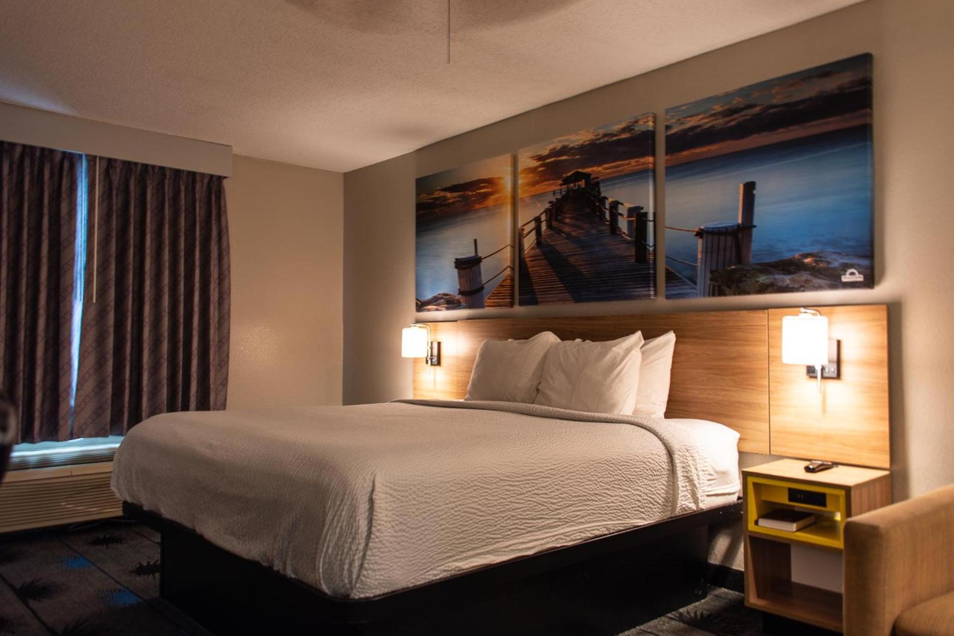 Days Inn by Wyndham Troy photo 29