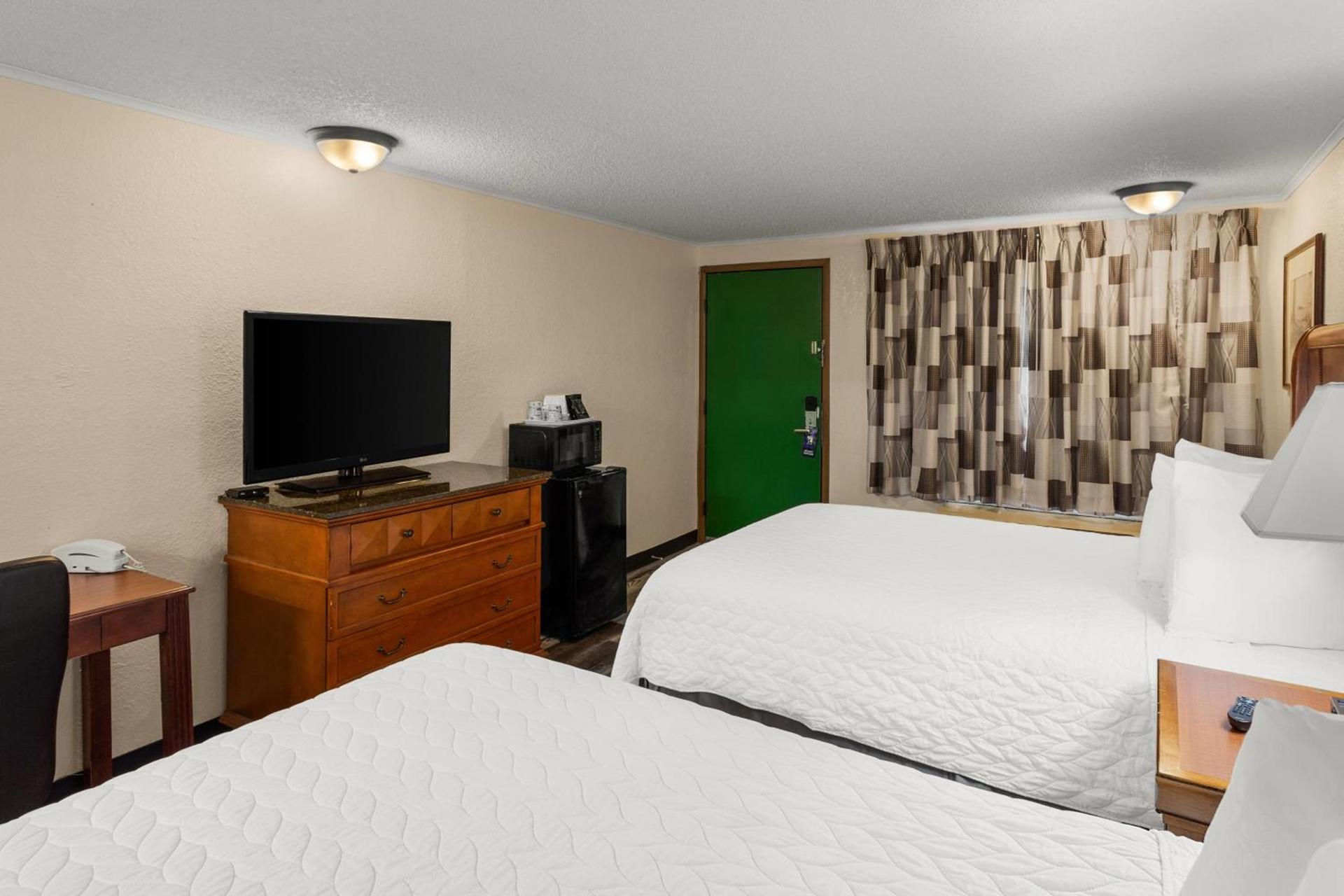 Knights Inn Ashland photo 21
