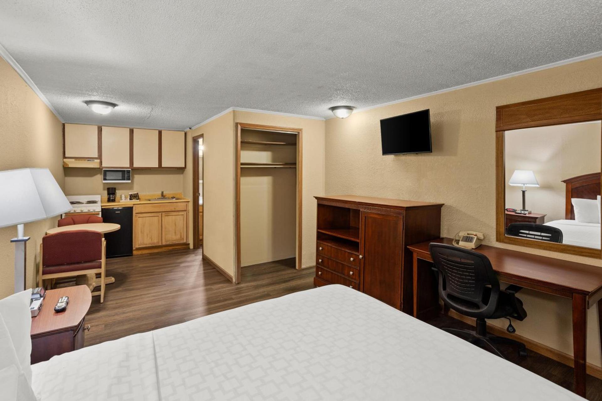 Knights Inn Ashland photo 25
