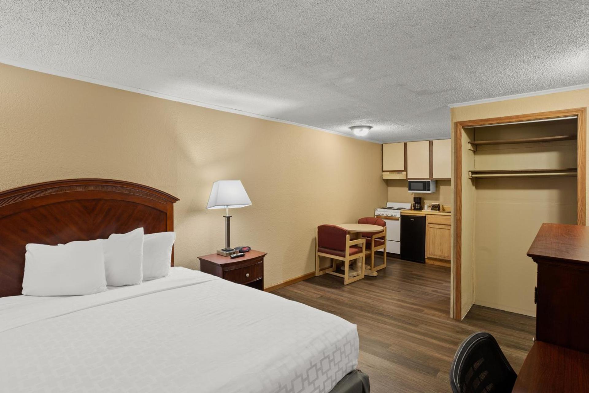 Knights Inn Ashland photo 24