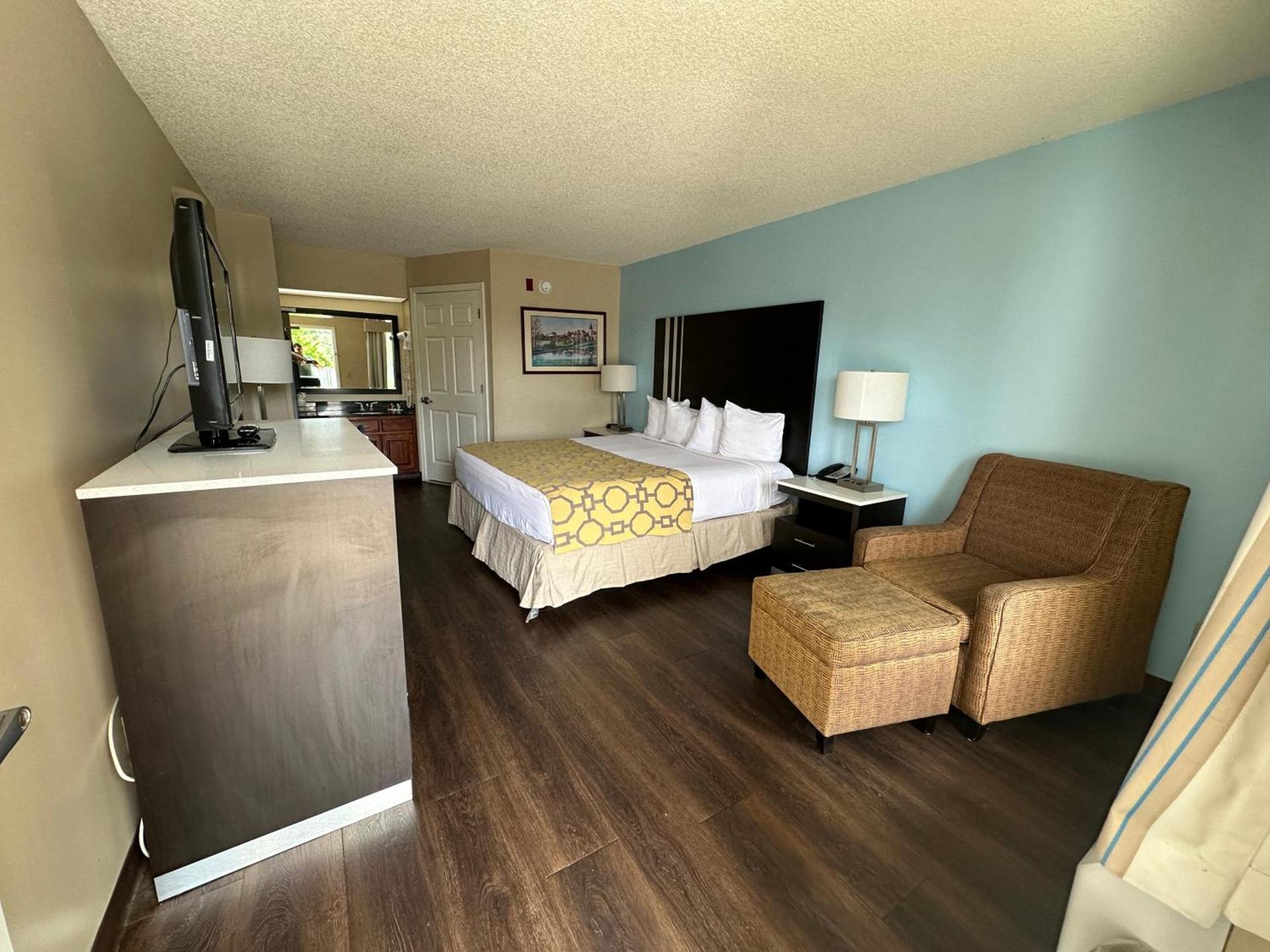 Baymont by Wyndham Thomasville photo 3