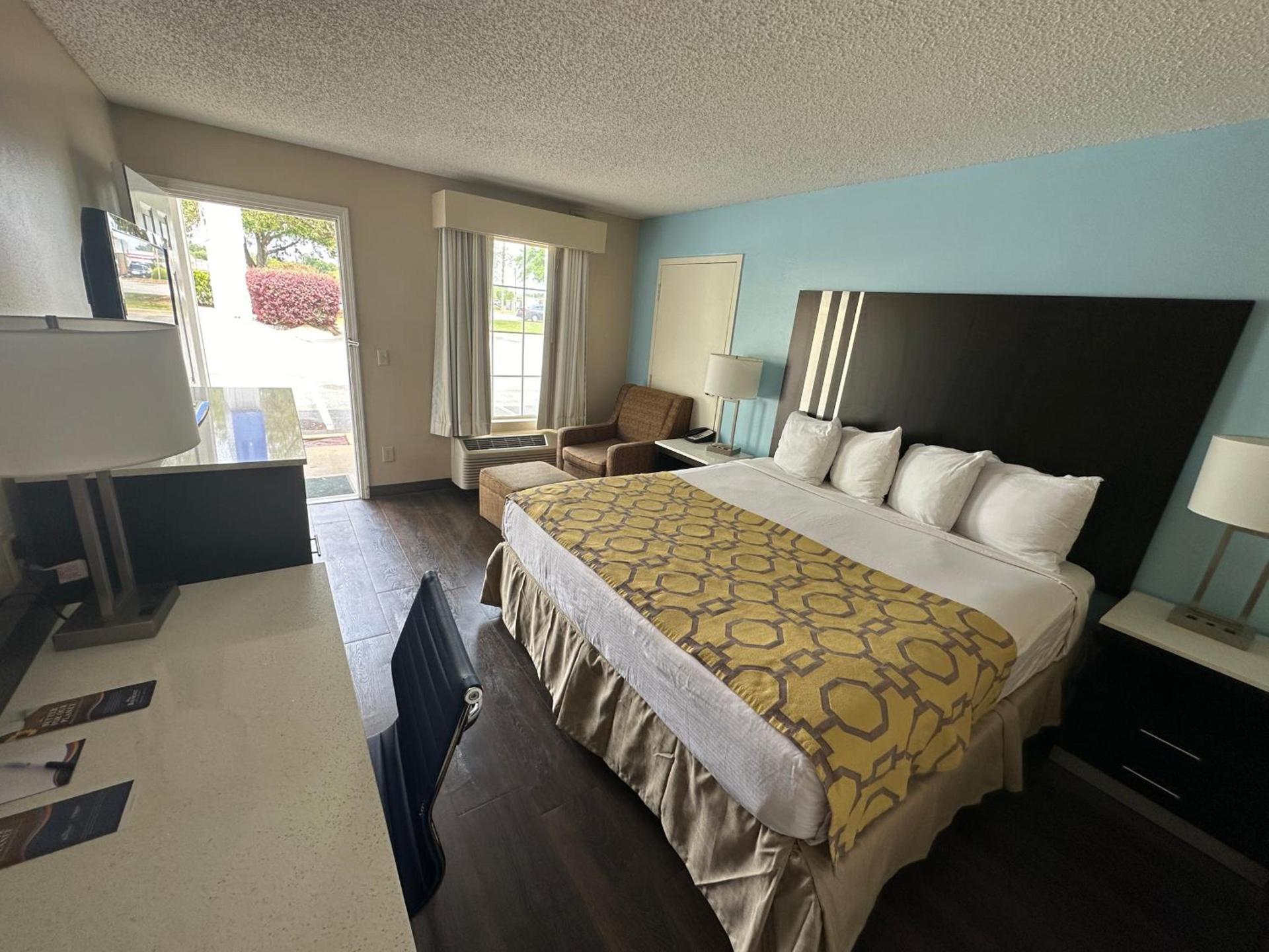 Baymont by Wyndham Thomasville photo 2