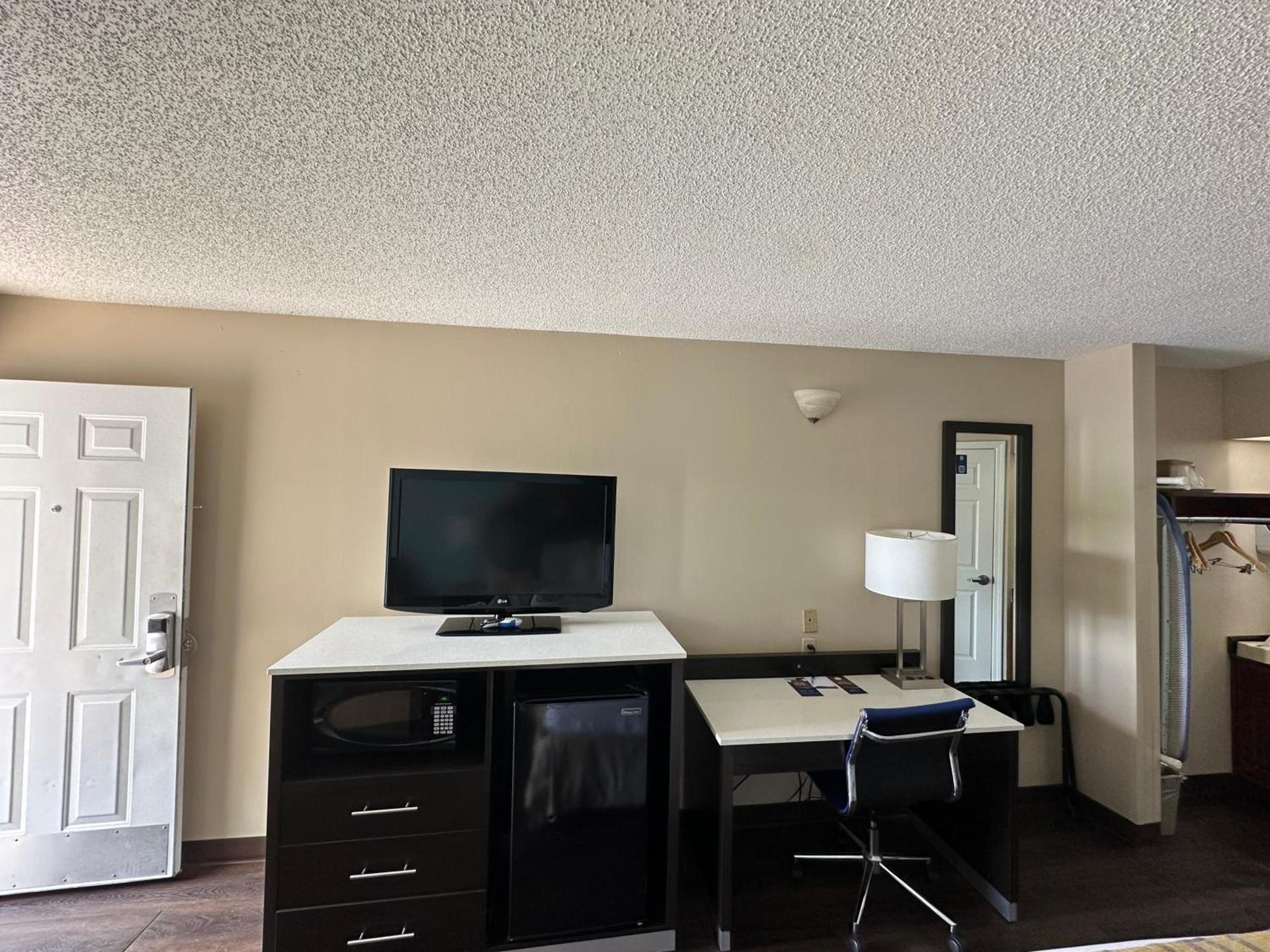 Baymont by Wyndham Thomasville photo 19