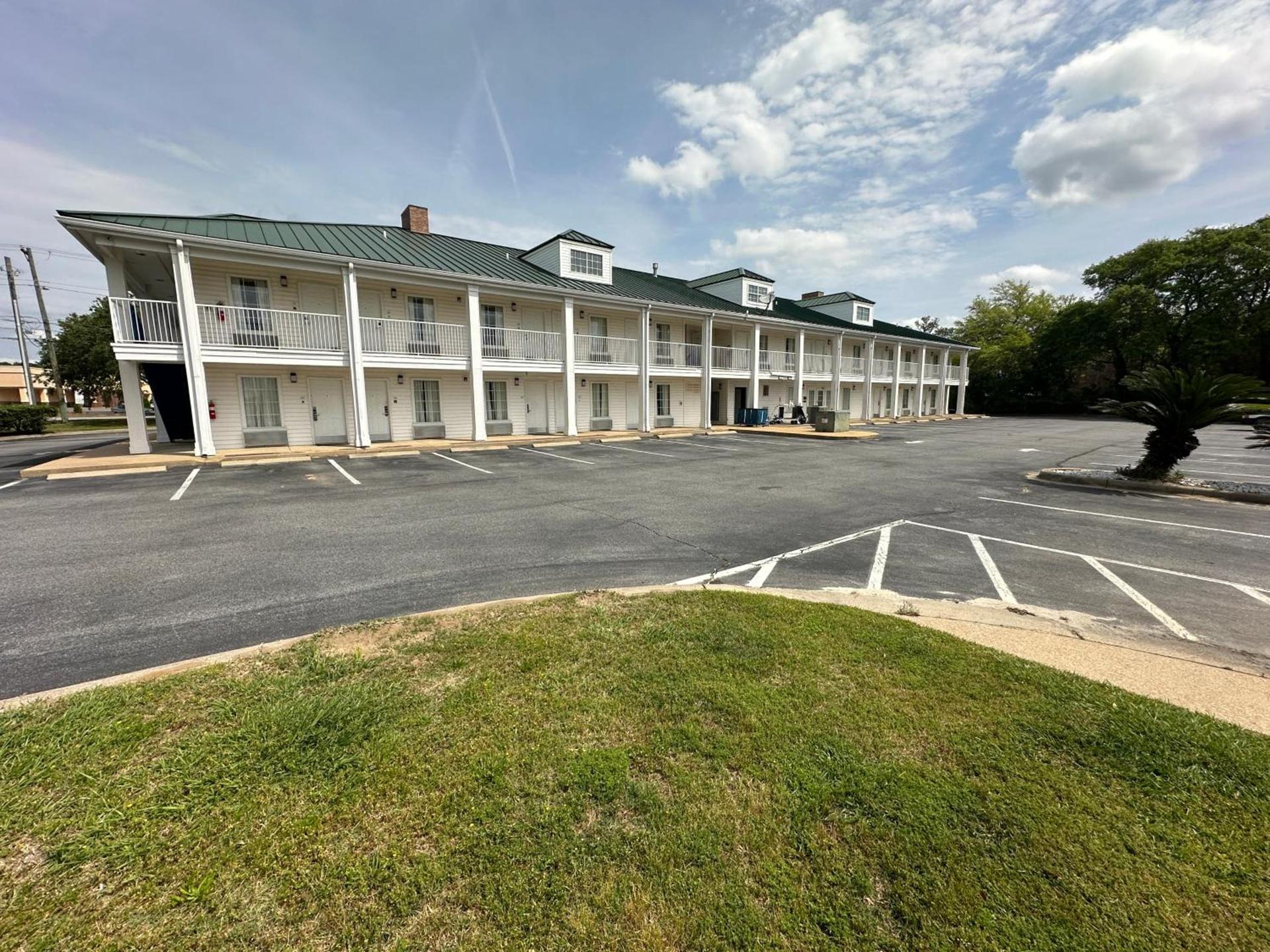 Baymont by Wyndham Thomasville photo 39