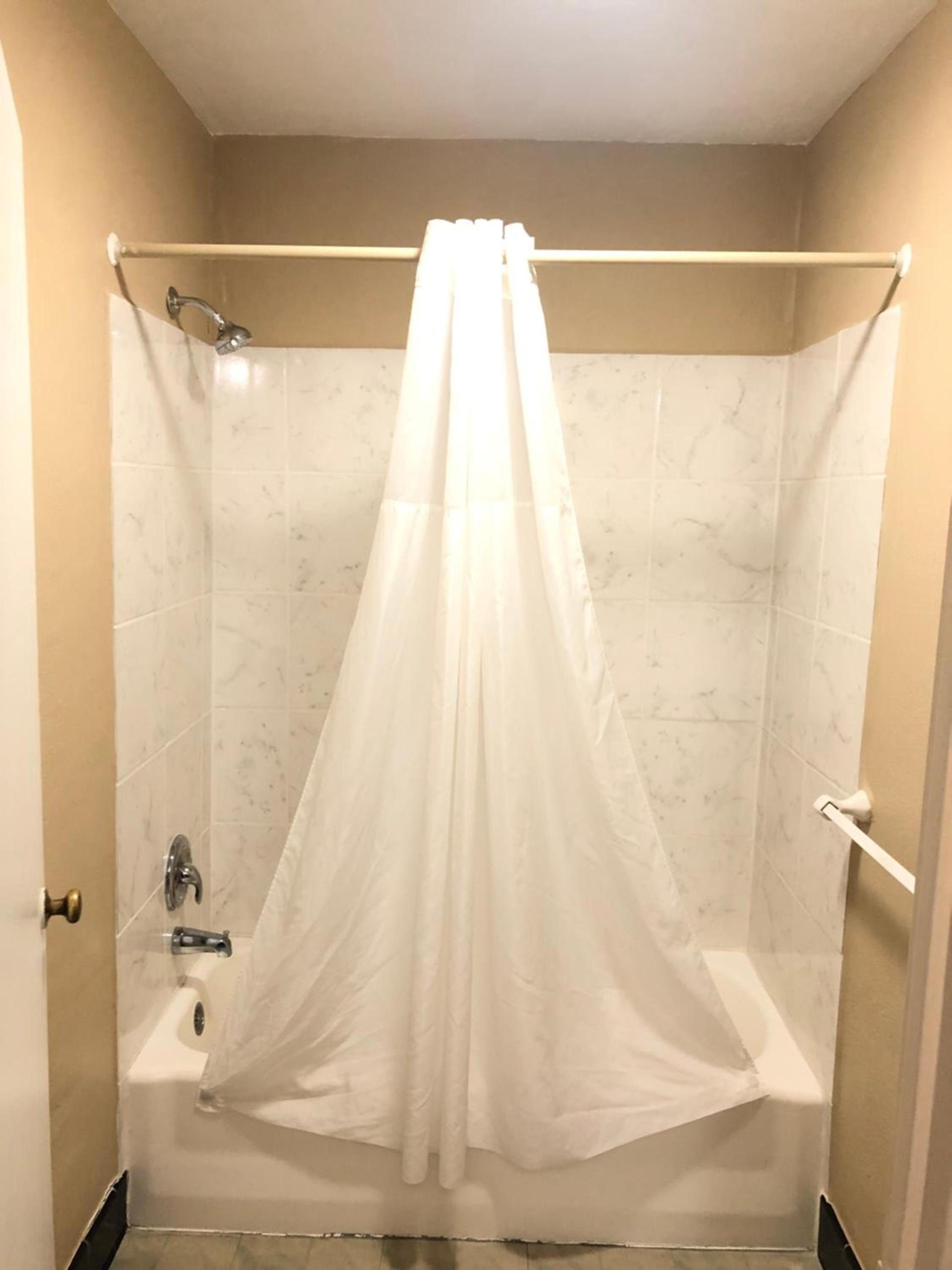 Laurel Park Inn photo 14